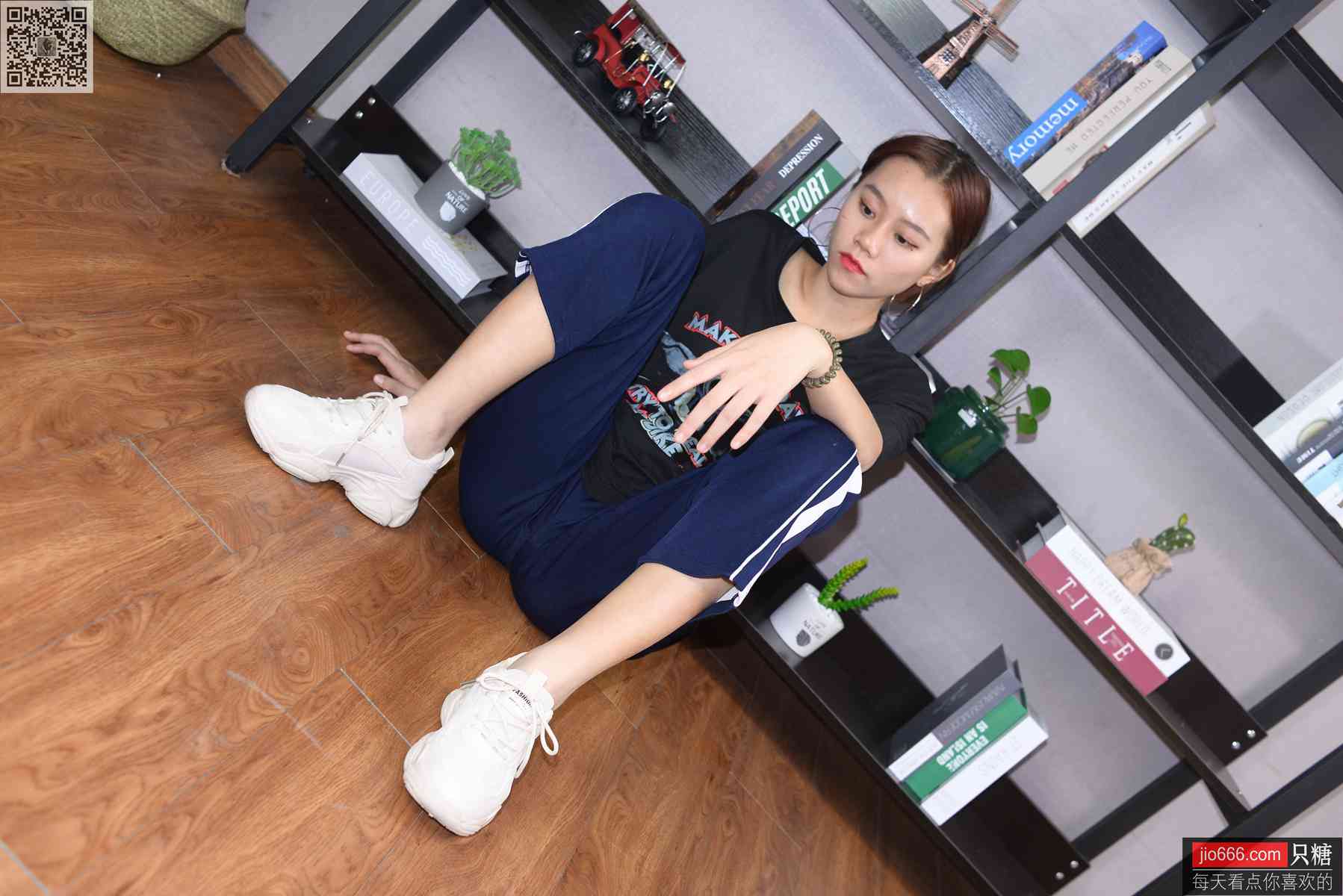 图片[73]-[只糖棉袜]NO.142 彤彤 你笑起来真像好天气[298P] – 速更版-美库