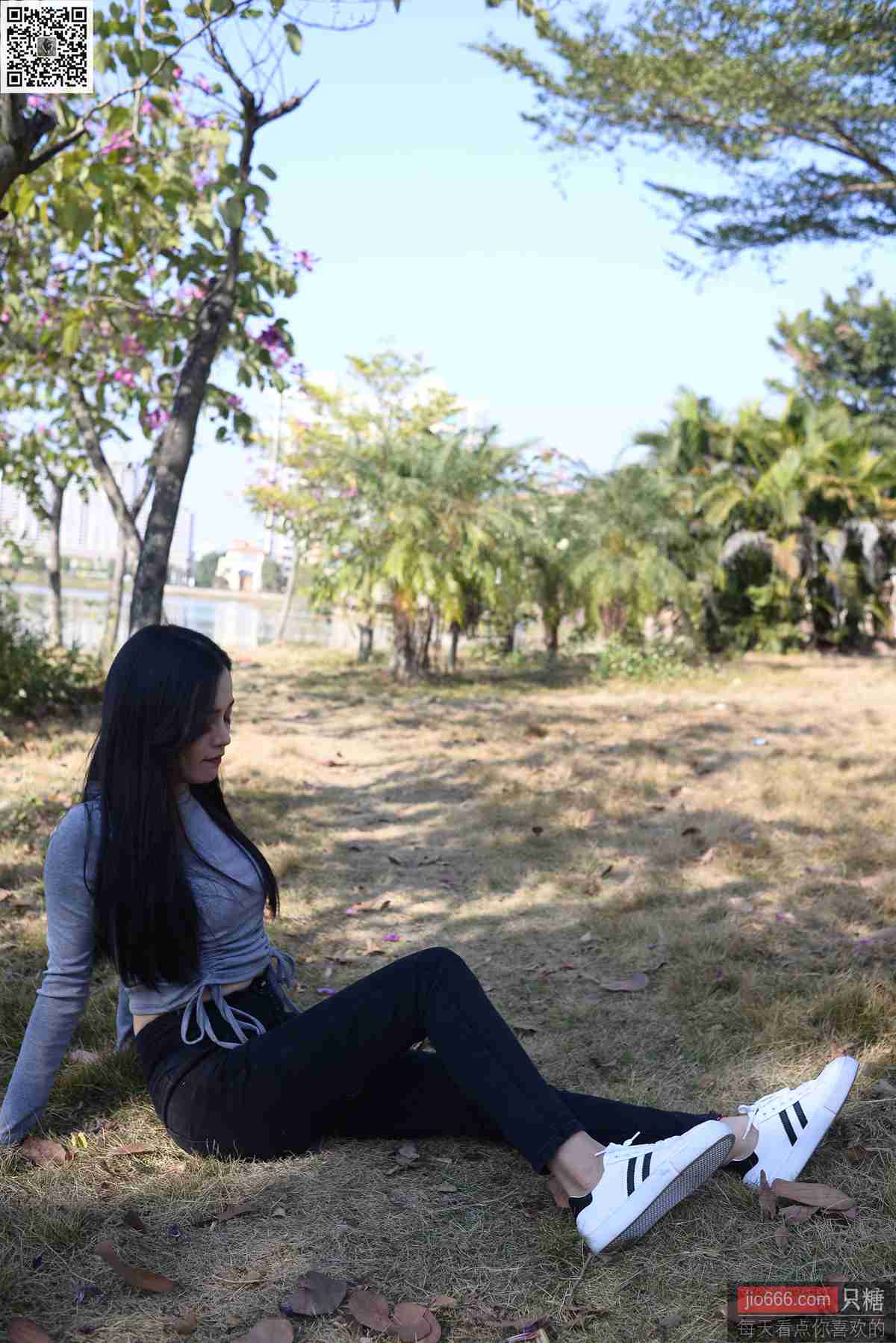 图片[5]-[只糖棉袜]NO.143 文文 深秋和冬天是个告别的好季节[228P] – 速更版-美库