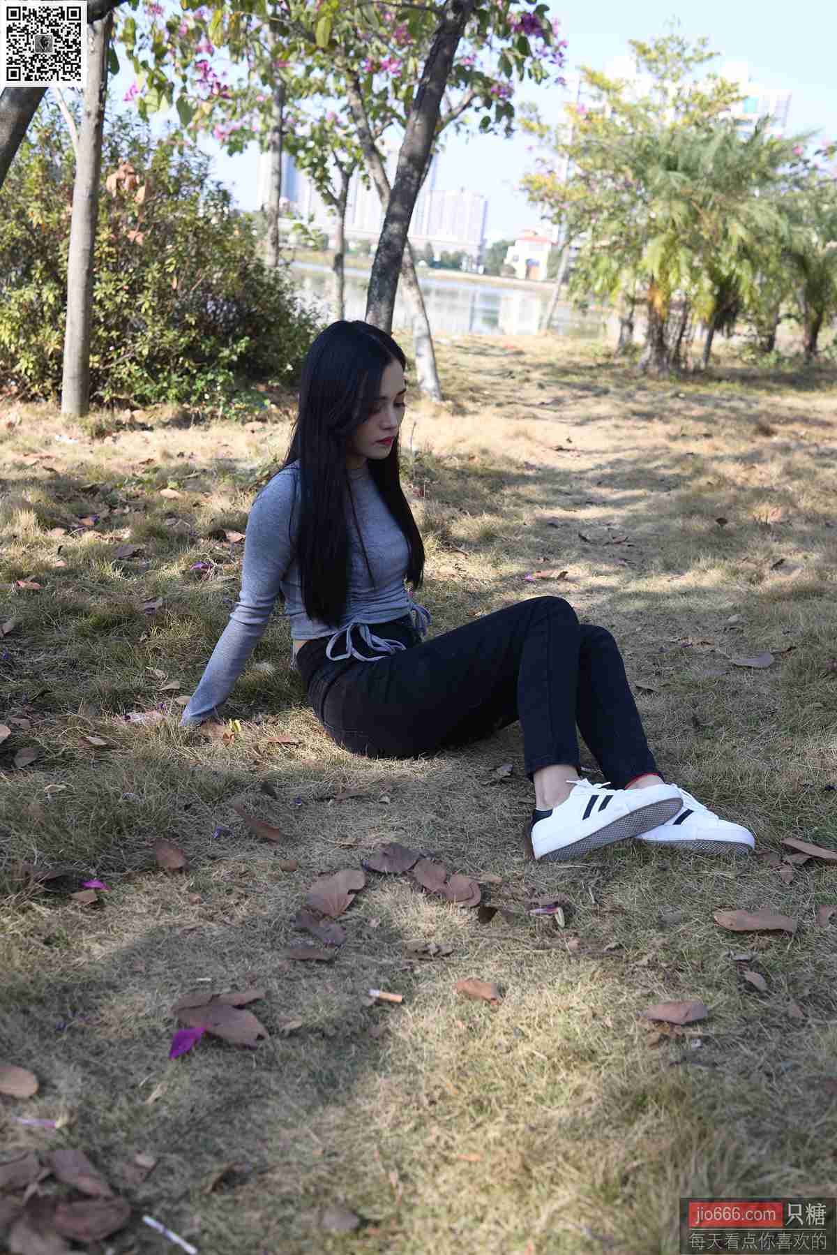 图片[6]-[只糖棉袜]NO.143 文文 深秋和冬天是个告别的好季节[228P] – 速更版-美库