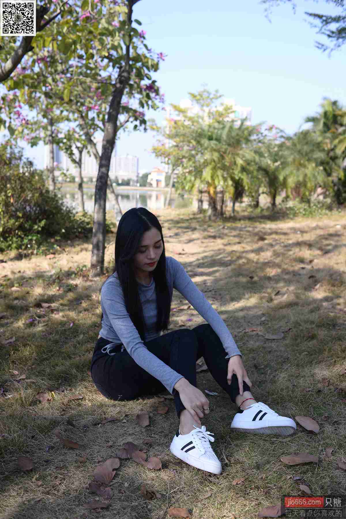 图片[154]-[只糖棉袜]NO.143 文文 深秋和冬天是个告别的好季节[228P] – 速更版-美库