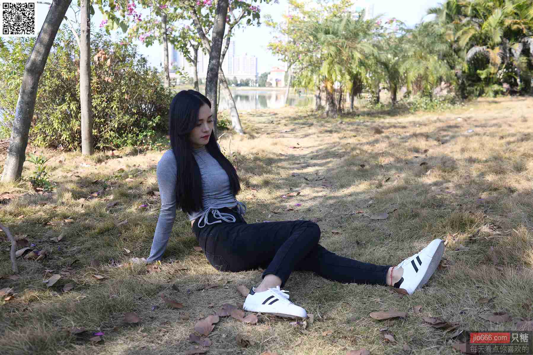 图片[94]-[只糖棉袜]NO.143 文文 深秋和冬天是个告别的好季节[228P] – 速更版-美库