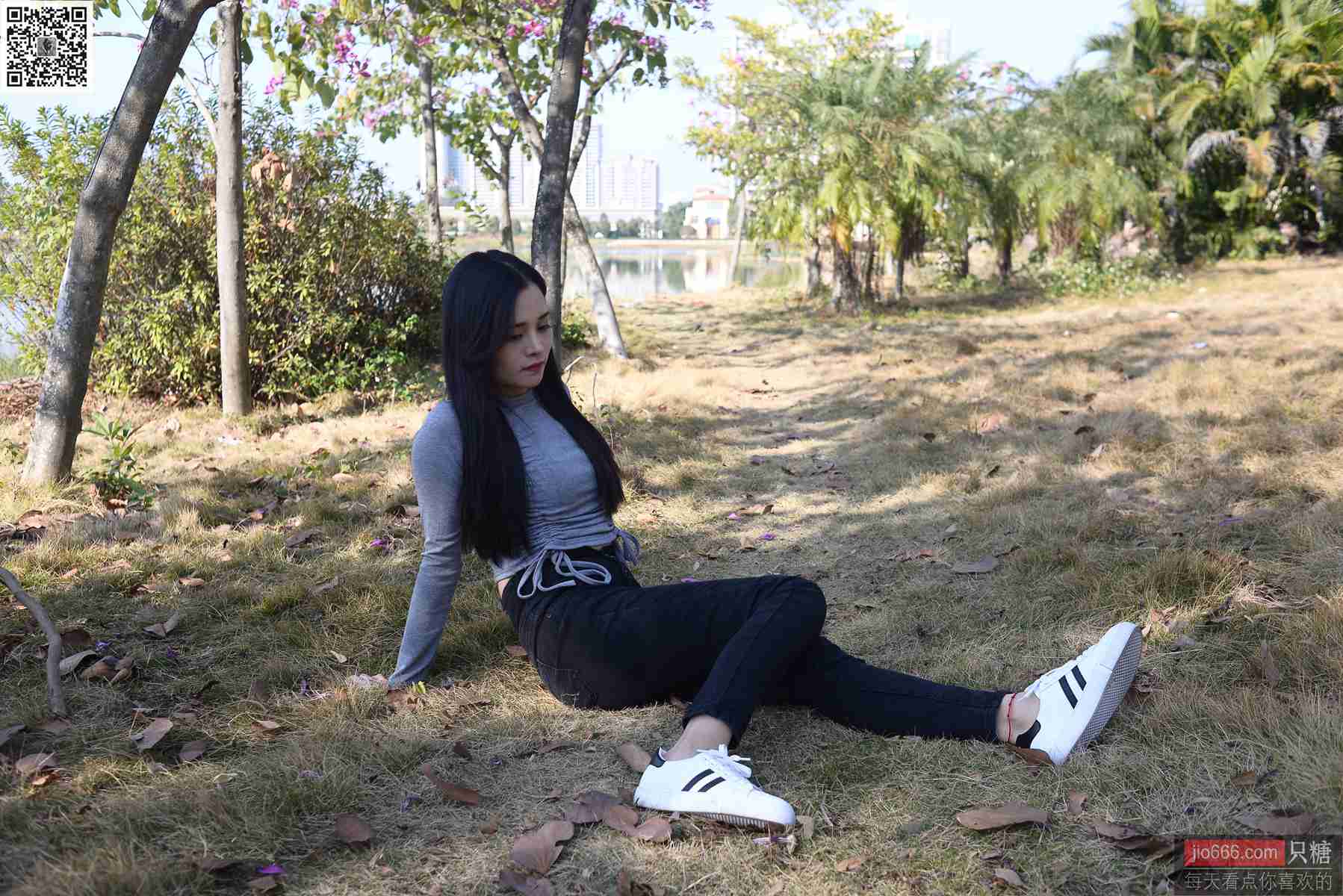 图片[104]-[只糖棉袜]NO.143 文文 深秋和冬天是个告别的好季节[228P] – 速更版-美库