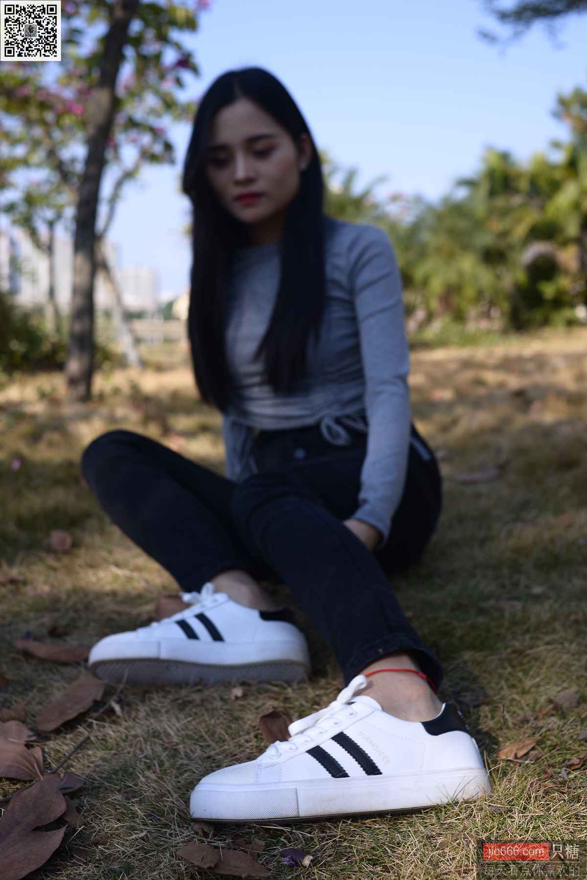 图片[122]-[只糖棉袜]NO.143 文文 深秋和冬天是个告别的好季节[228P] – 速更版-美库