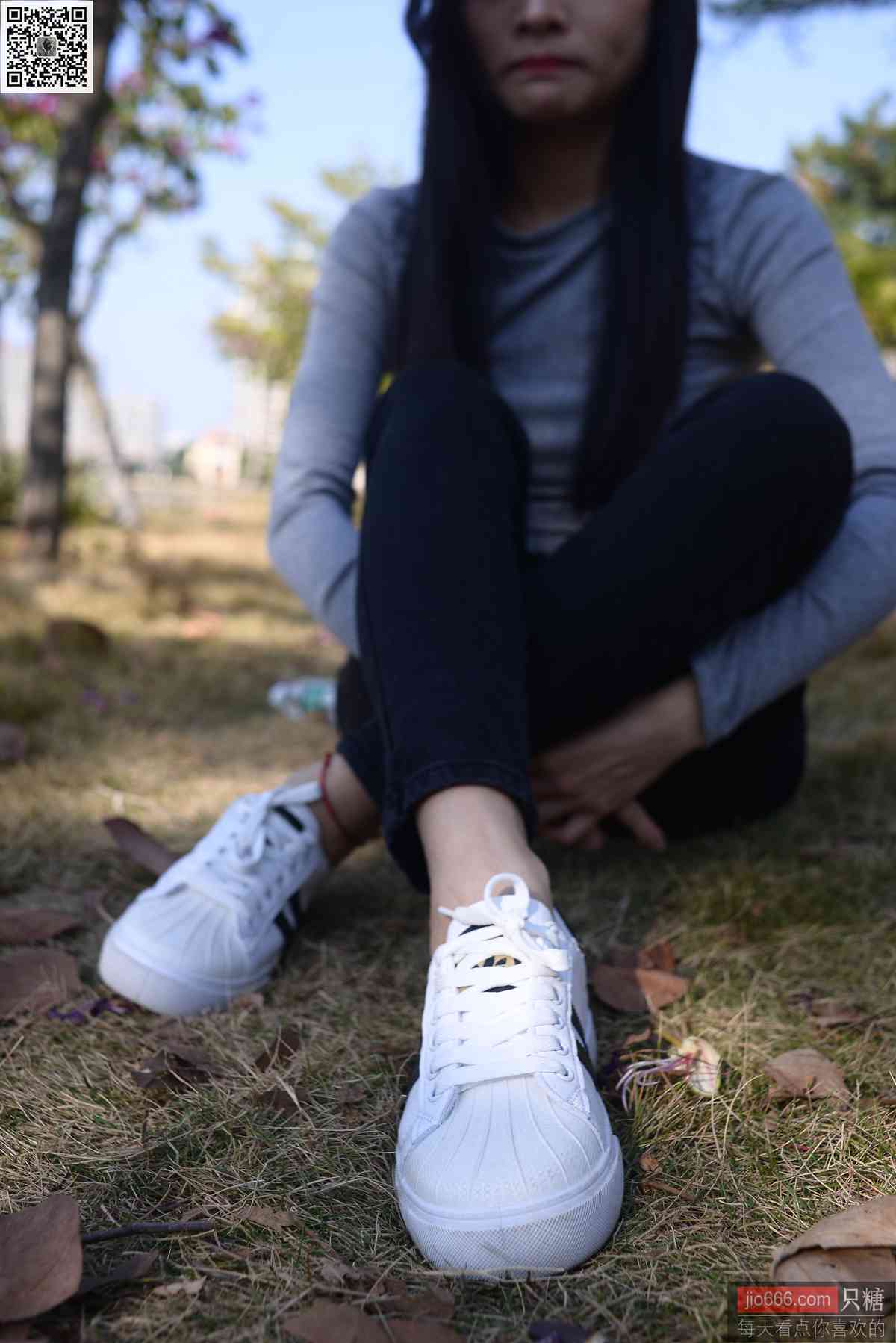 图片[76]-[只糖棉袜]NO.143 文文 深秋和冬天是个告别的好季节[228P] – 速更版-美库