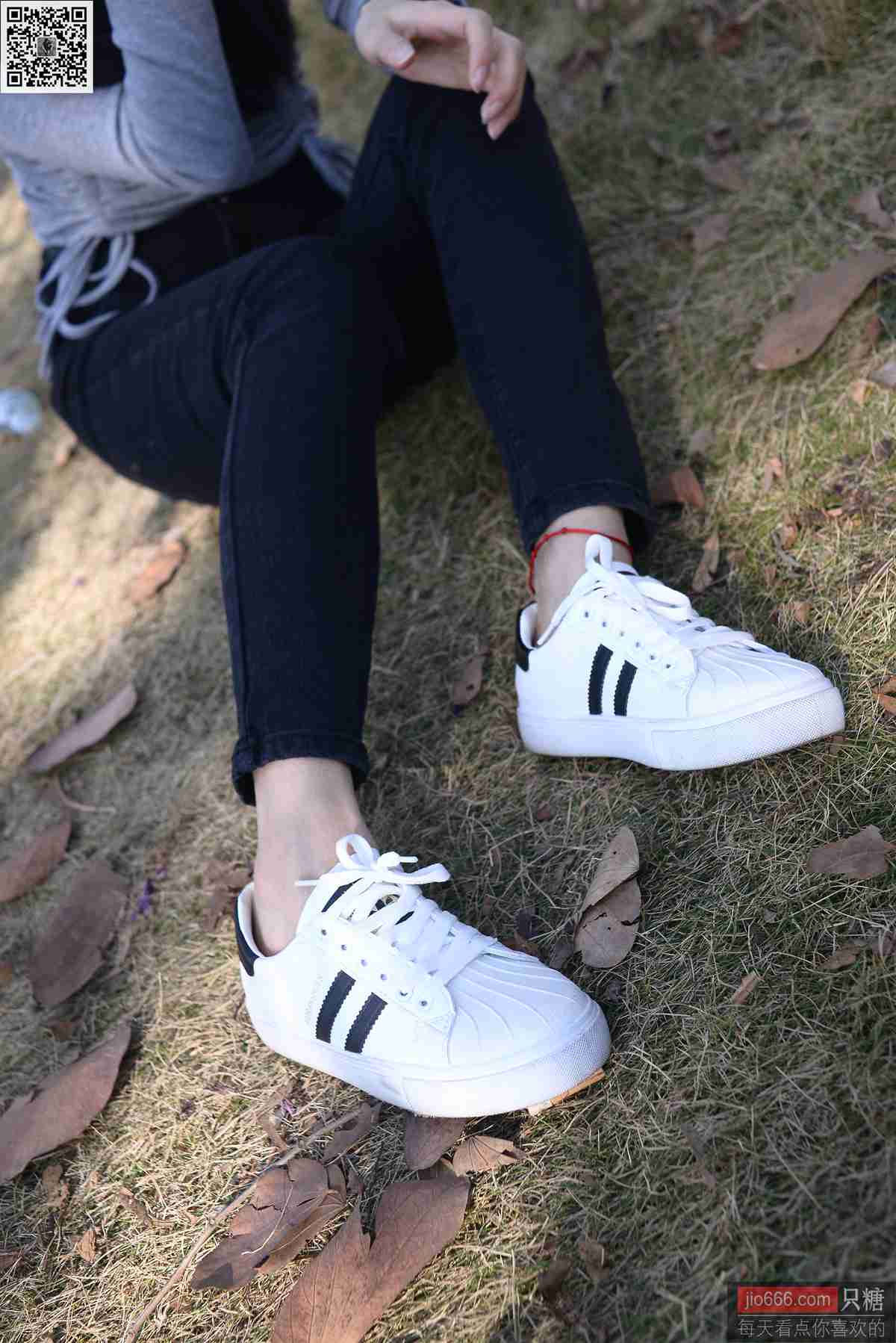 图片[144]-[只糖棉袜]NO.143 文文 深秋和冬天是个告别的好季节[228P] – 速更版-美库