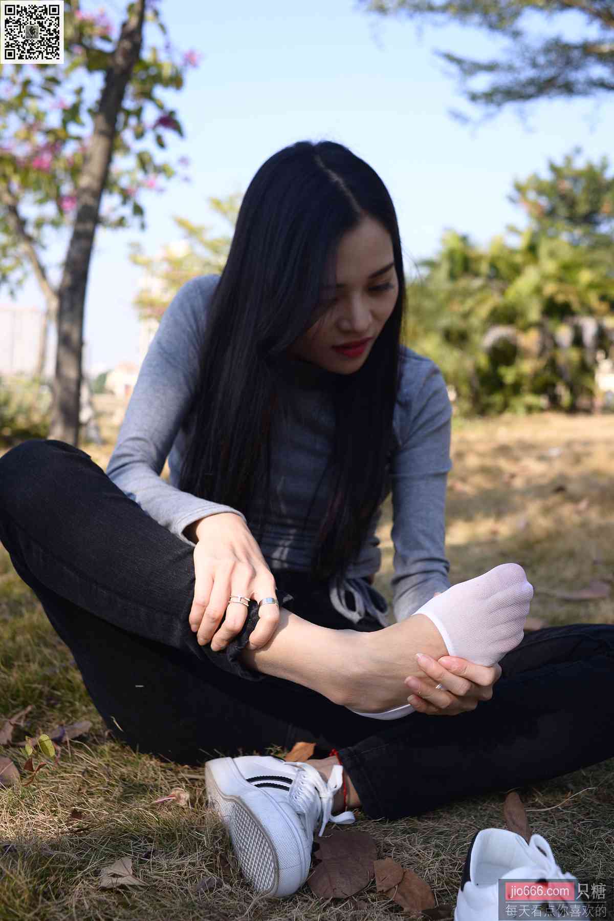 图片[63]-[只糖棉袜]NO.143 文文 深秋和冬天是个告别的好季节[228P] – 速更版-美库