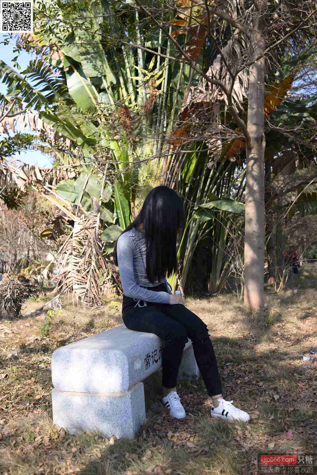 图片[3]-[只糖棉袜]NO.143 文文 深秋和冬天是个告别的好季节[228P] – 速更版-美库