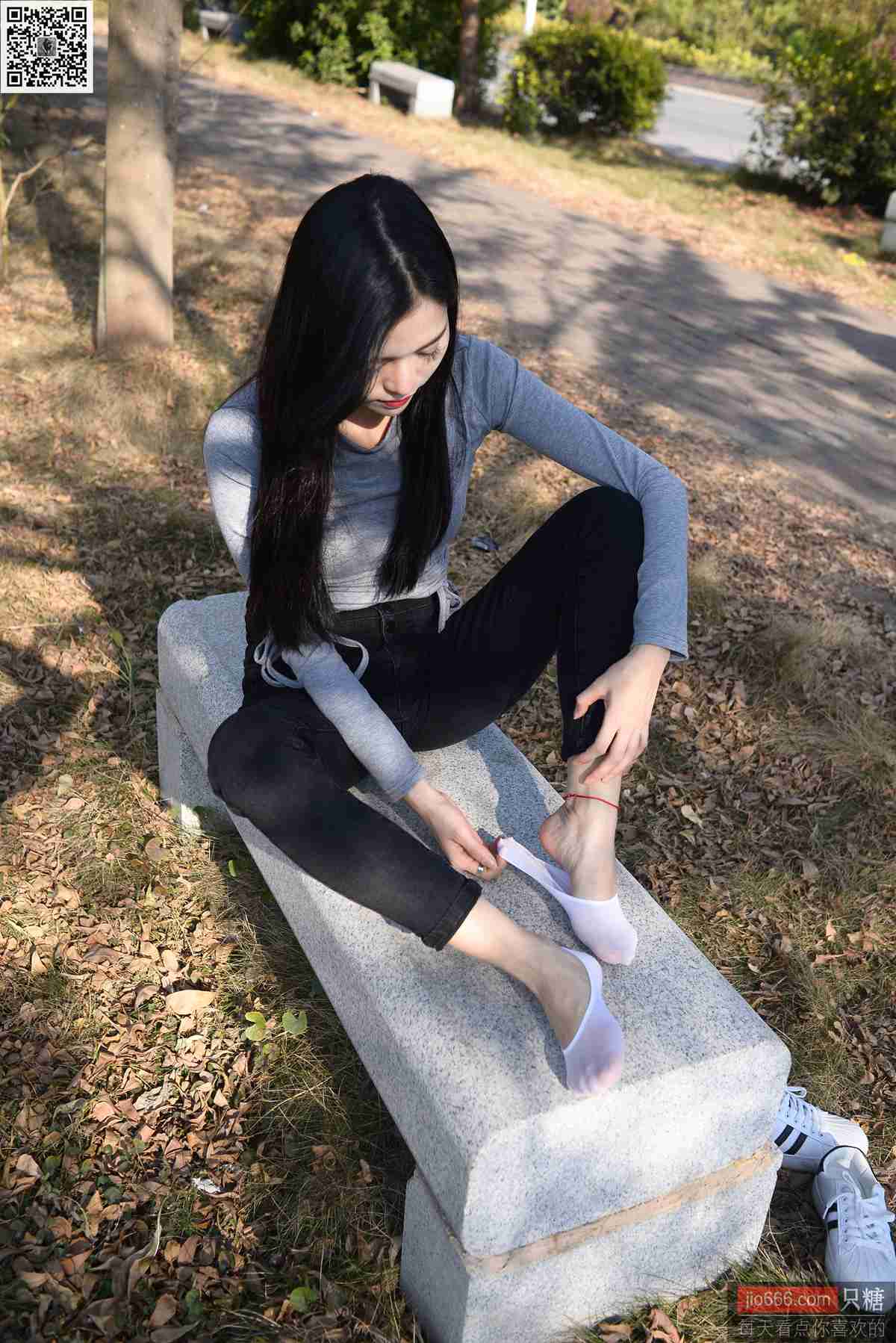 图片[204]-[只糖棉袜]NO.143 文文 深秋和冬天是个告别的好季节[228P] – 速更版-美库