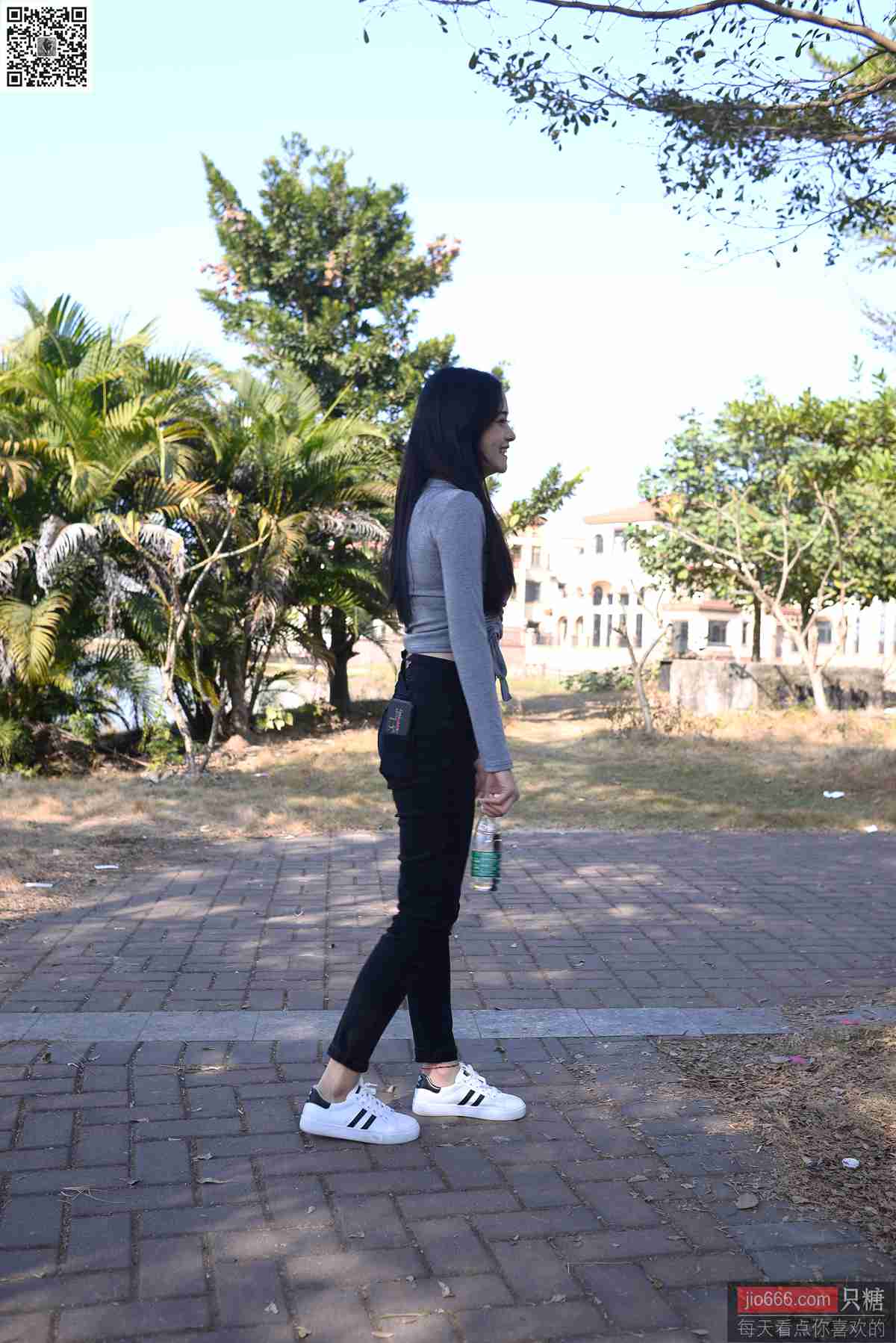 图片[163]-[只糖棉袜]NO.143 文文 深秋和冬天是个告别的好季节[228P] – 速更版-美库