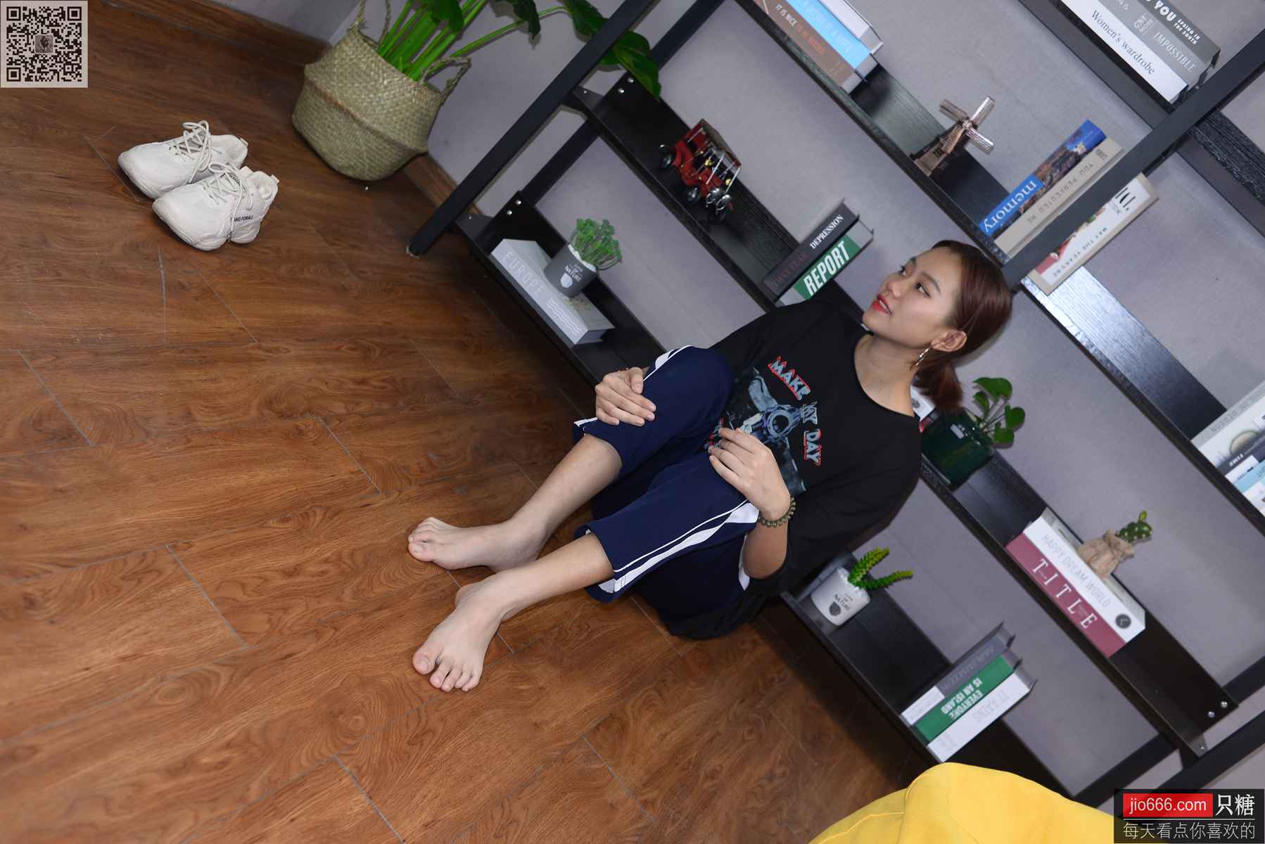 图片[112]-[只糖棉袜]NO.142 彤彤 你笑起来真像好天气[298P] – 速更版-美库