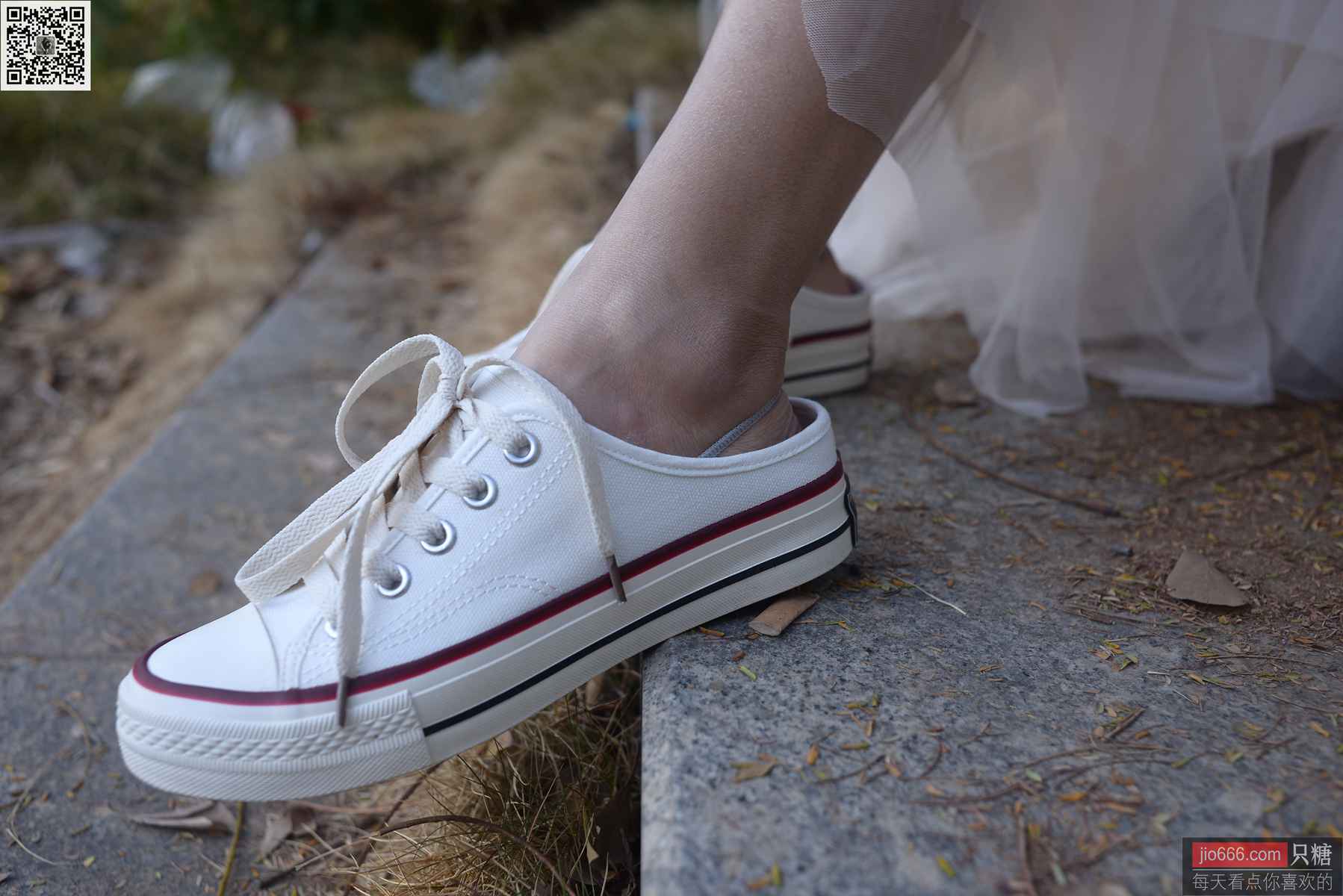 图片[28]-[只糖棉袜]NO.150 陈韵 不为往事扰，余生只愿笑[237P] – 速更版-美库