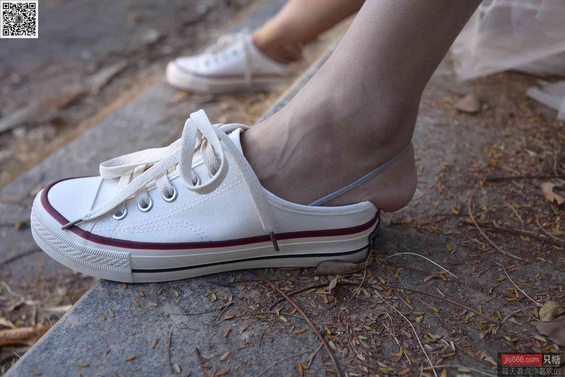 图片[57]-[只糖棉袜]NO.150 陈韵 不为往事扰，余生只愿笑[237P] – 速更版-美库