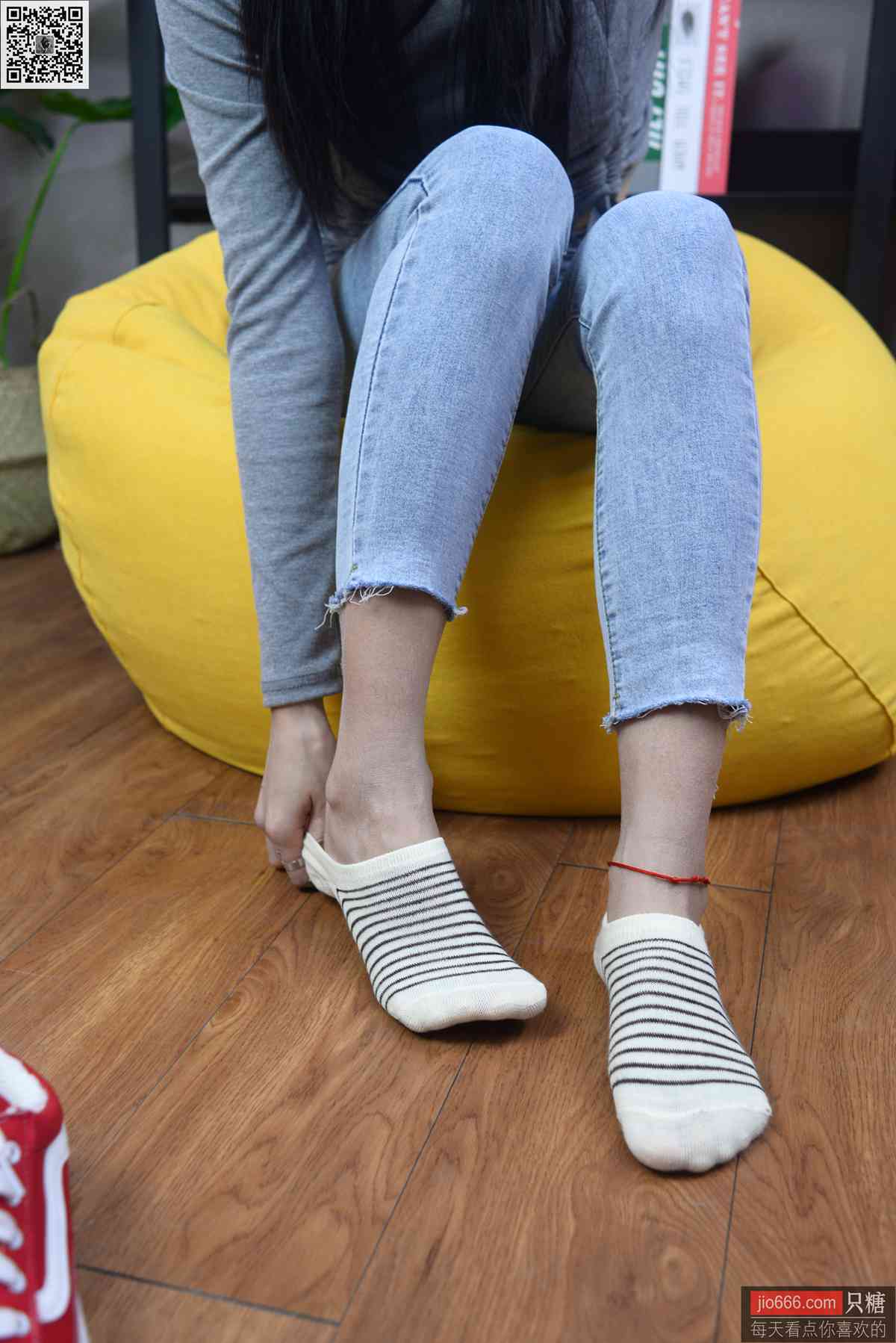 图片[43]-[只糖棉袜]NO.149 文文 轻拾月光，听风声缱绻[229P] – 速更版-美库