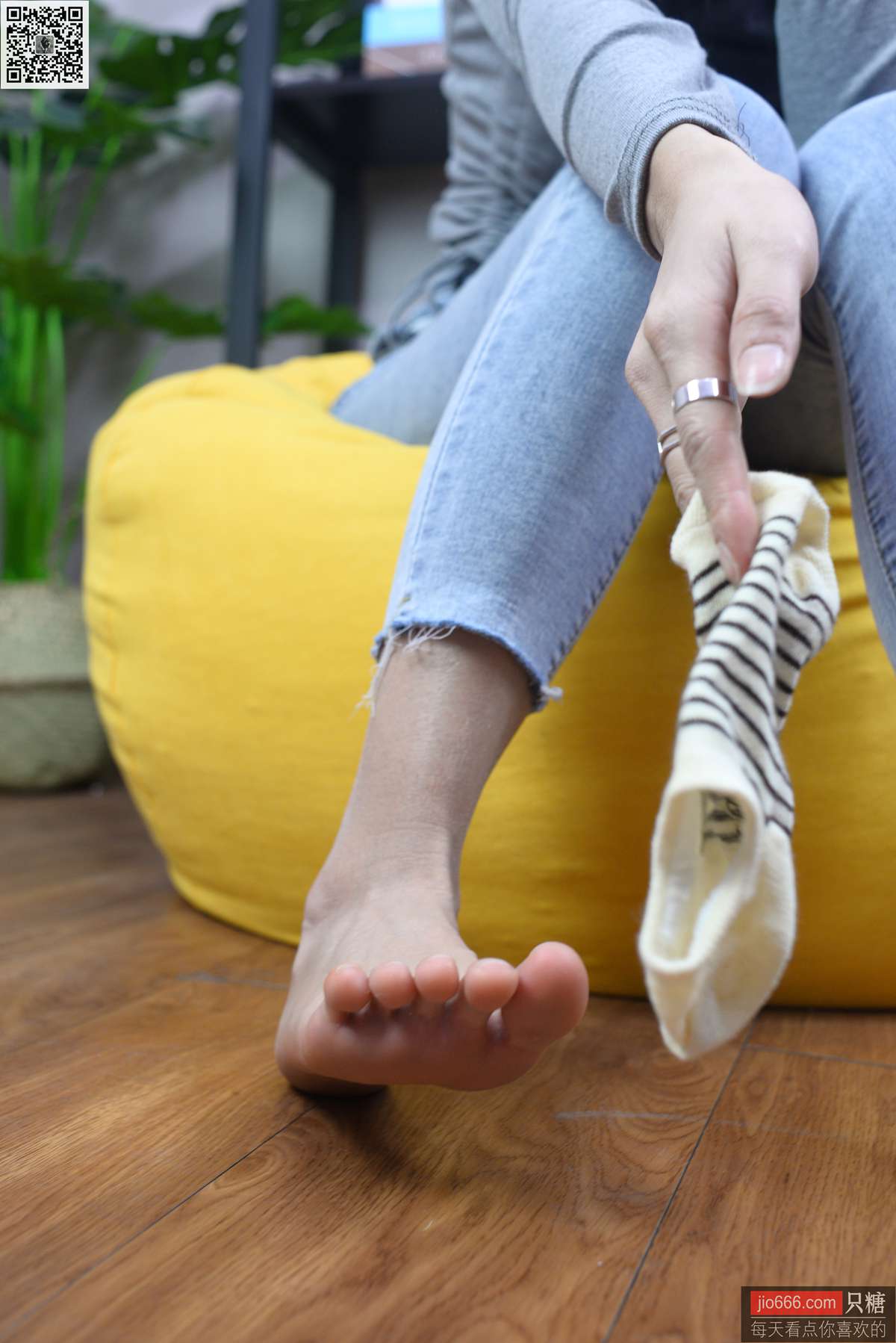 图片[87]-[只糖棉袜]NO.149 文文 轻拾月光，听风声缱绻[229P] – 速更版-美库