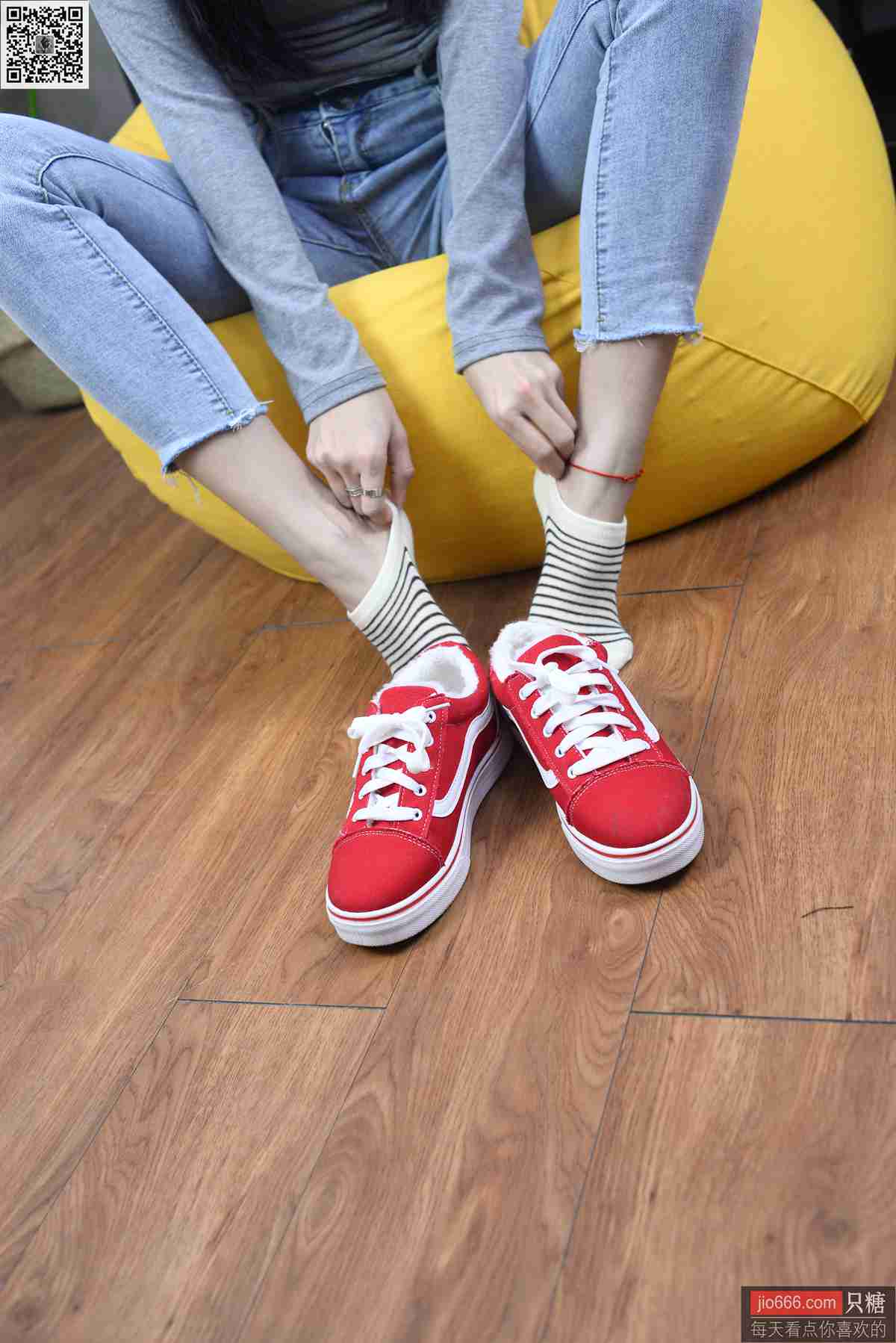 图片[103]-[只糖棉袜]NO.149 文文 轻拾月光，听风声缱绻[229P] – 速更版-美库