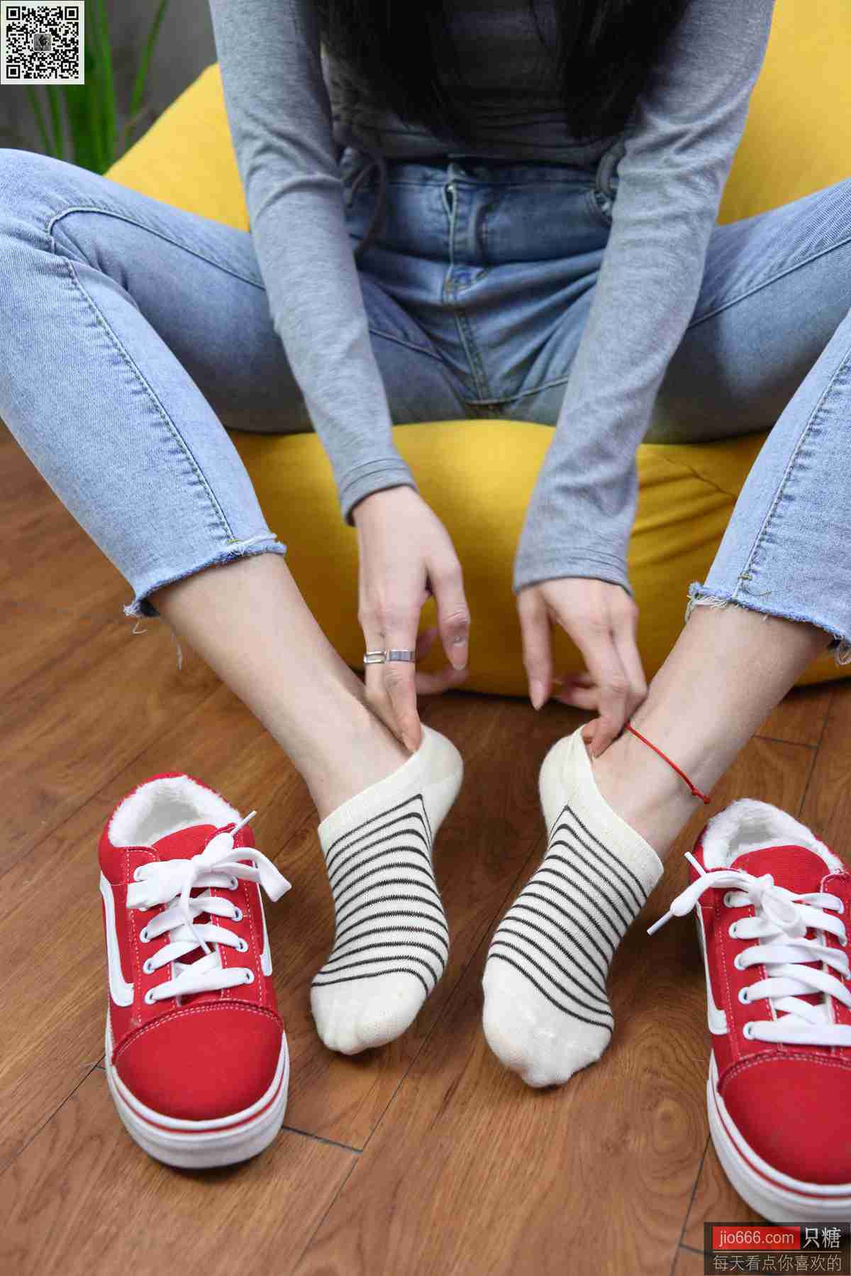 图片[28]-[只糖棉袜]NO.149 文文 轻拾月光，听风声缱绻[229P] – 速更版-美库