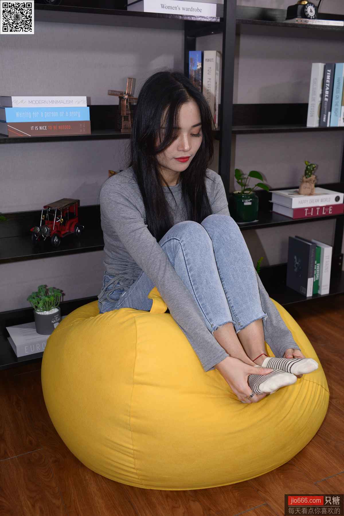 图片[109]-[只糖棉袜]NO.149 文文 轻拾月光，听风声缱绻[229P] – 速更版-美库