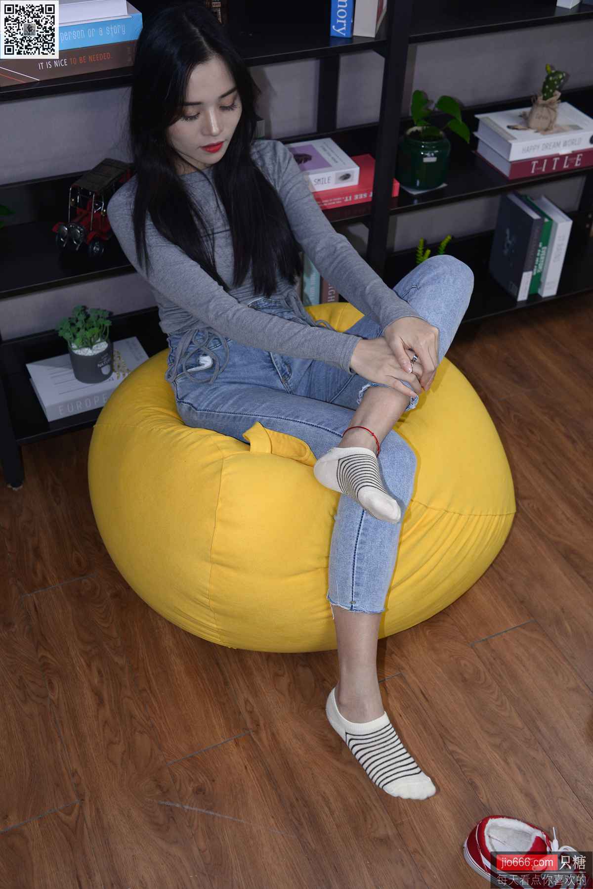 图片[157]-[只糖棉袜]NO.149 文文 轻拾月光，听风声缱绻[229P] – 速更版-美库