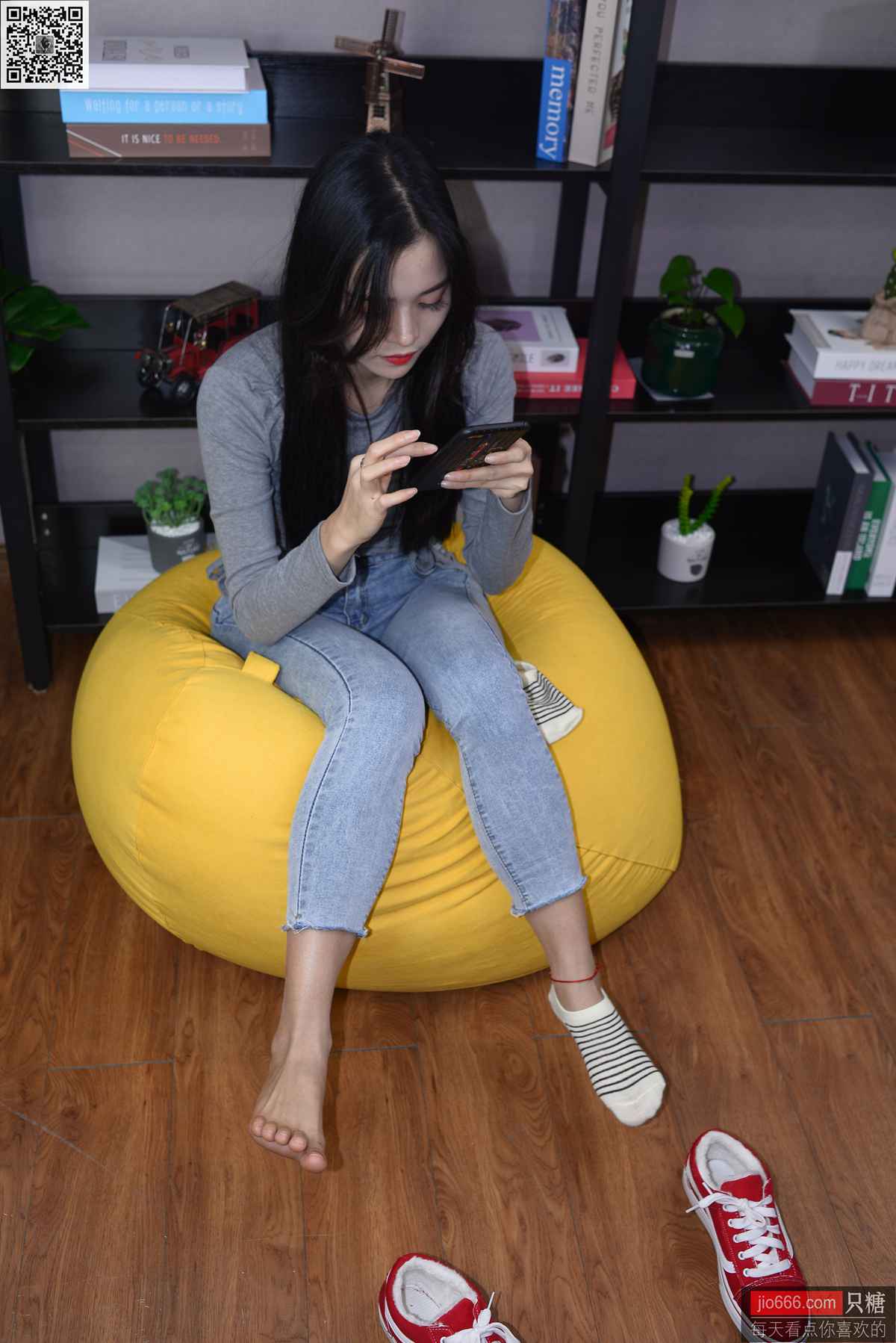 图片[97]-[只糖棉袜]NO.149 文文 轻拾月光，听风声缱绻[229P] – 速更版-美库