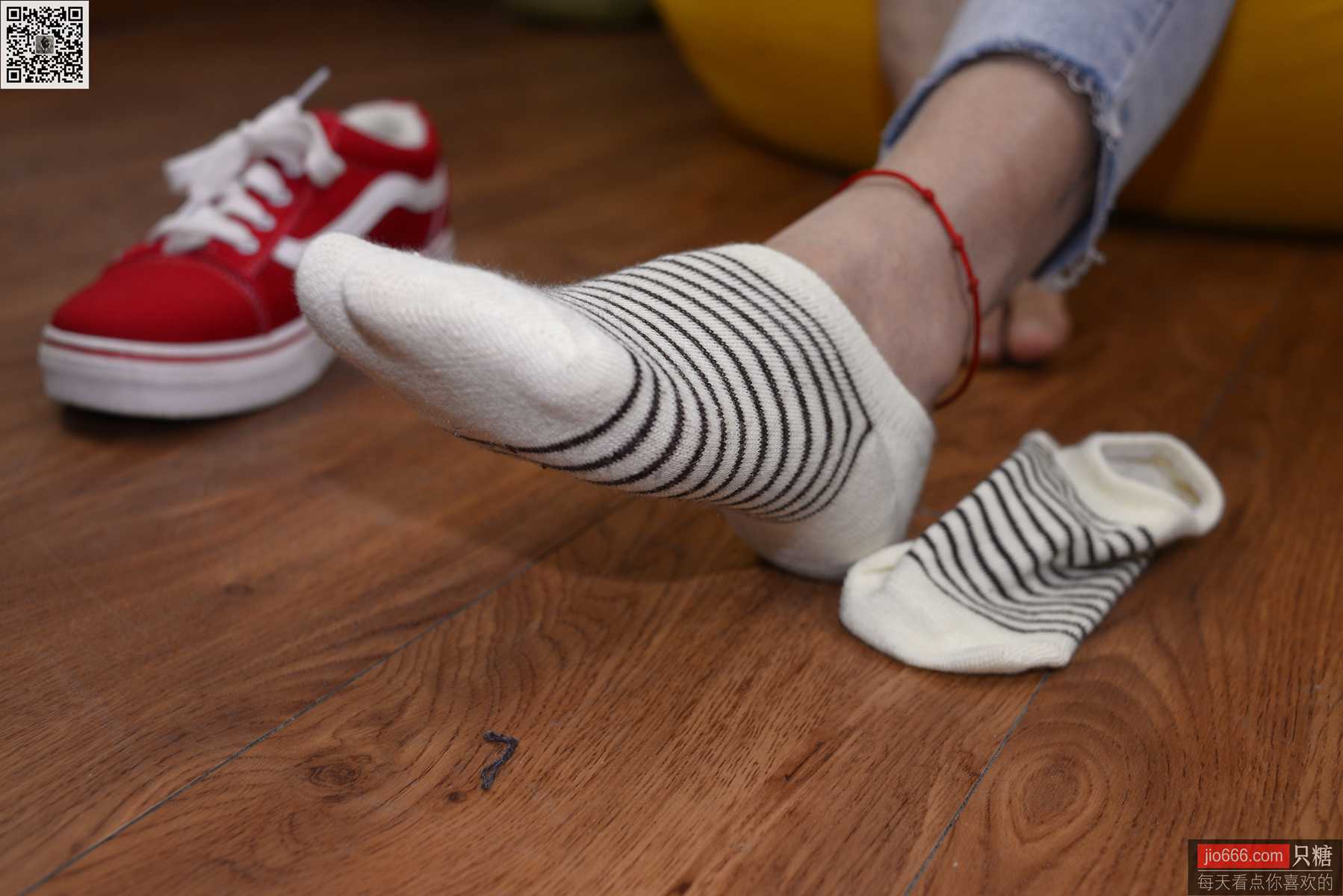 图片[218]-[只糖棉袜]NO.149 文文 轻拾月光，听风声缱绻[229P] – 速更版-美库