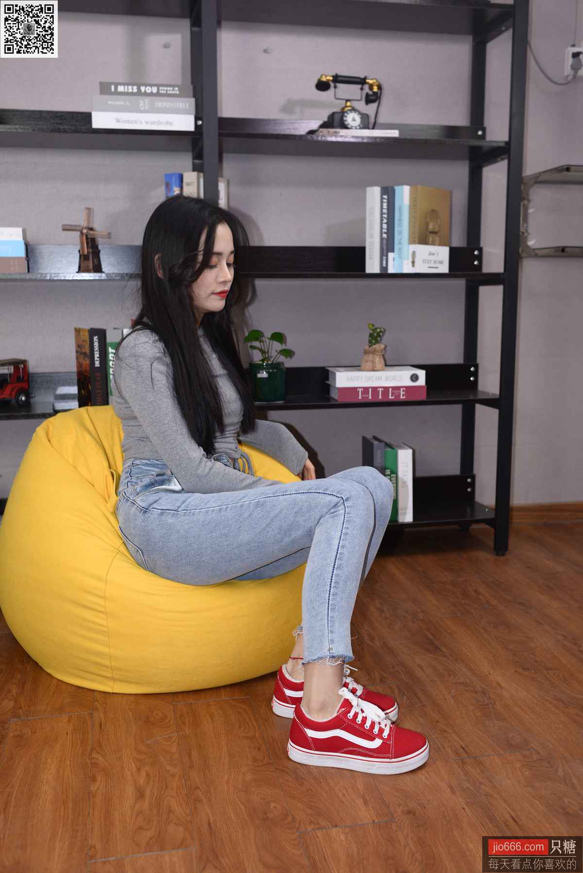 图片[45]-[只糖棉袜]NO.149 文文 轻拾月光，听风声缱绻[229P] – 速更版-美库