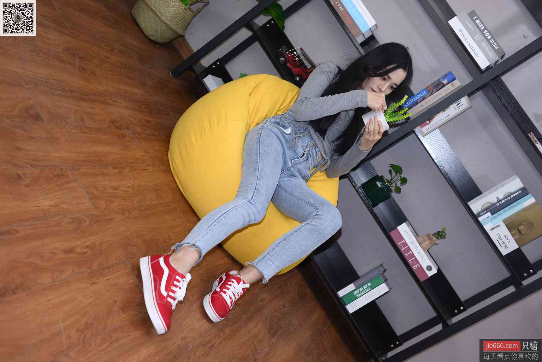 图片[190]-[只糖棉袜]NO.149 文文 轻拾月光，听风声缱绻[229P] – 速更版-美库