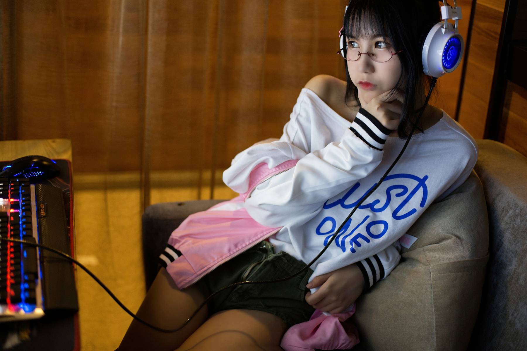 图片[10]-逐月Su 网吧历险记 [23P] – 速更版-美库