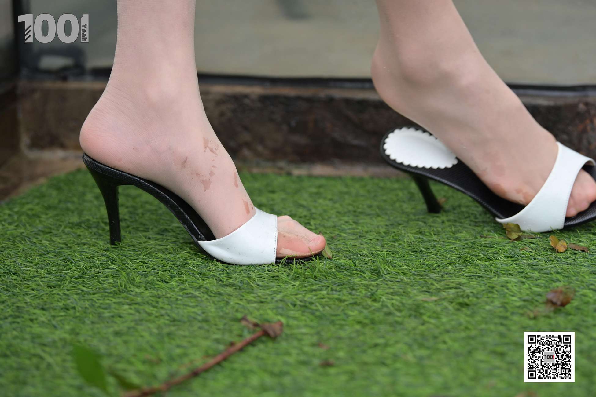 图片[22]-[IESS异思趣向]一千零一夜 164《雨中漫步4》[82P] – 速更版-美库