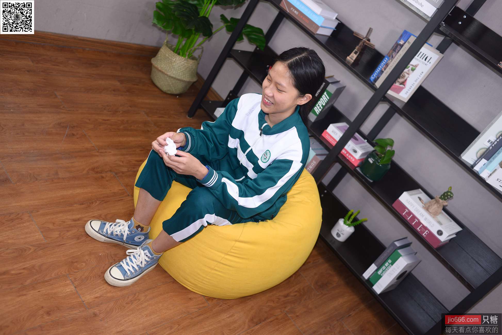 图片[85]-[只糖棉袜]NO.153 桃子 相遇总是猝不及防[213P] – 速更版-美库