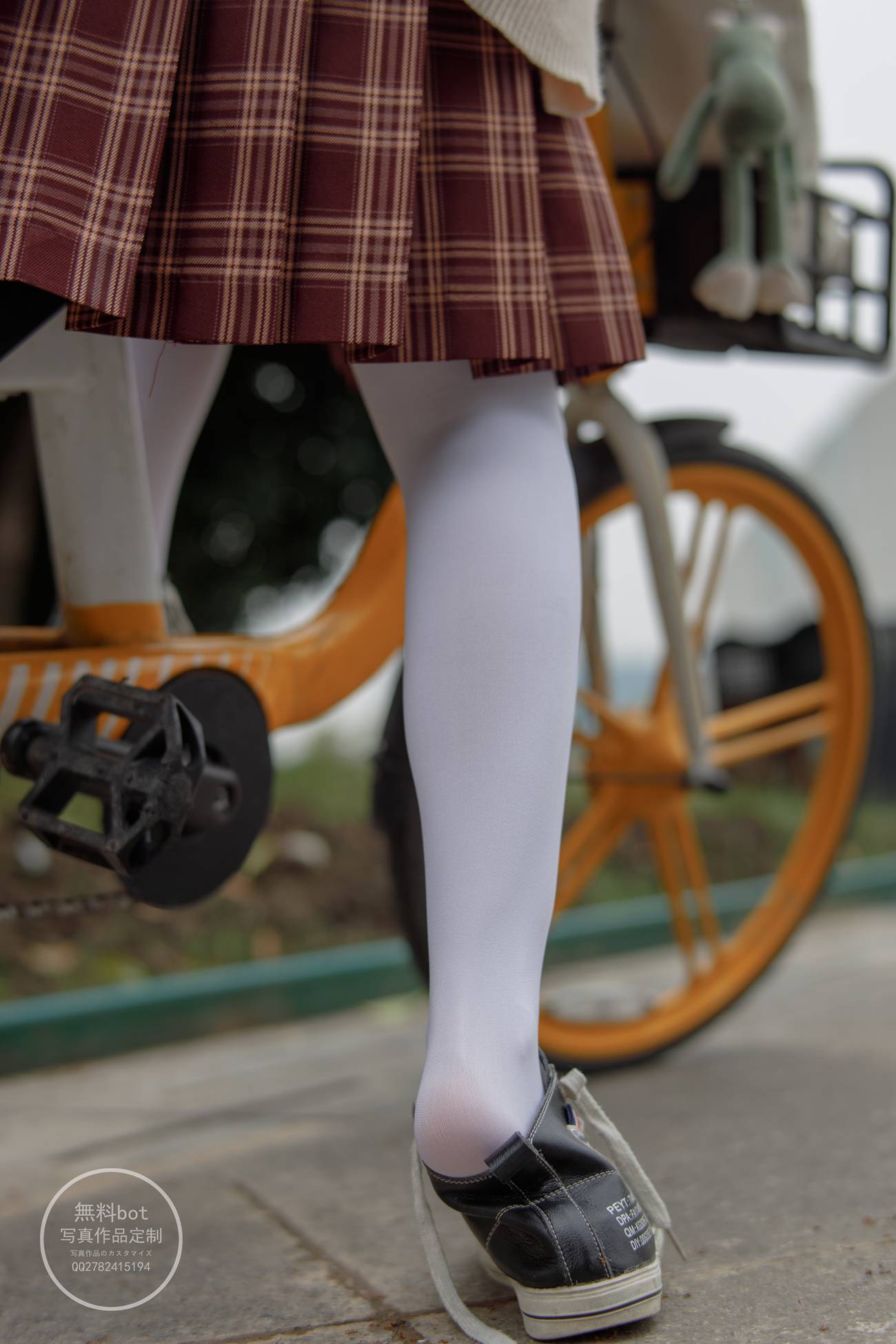 图片[15]-森萝财团写真 有料 NO.006 依依 户外白丝JK制服[90P] – 速更版-美库