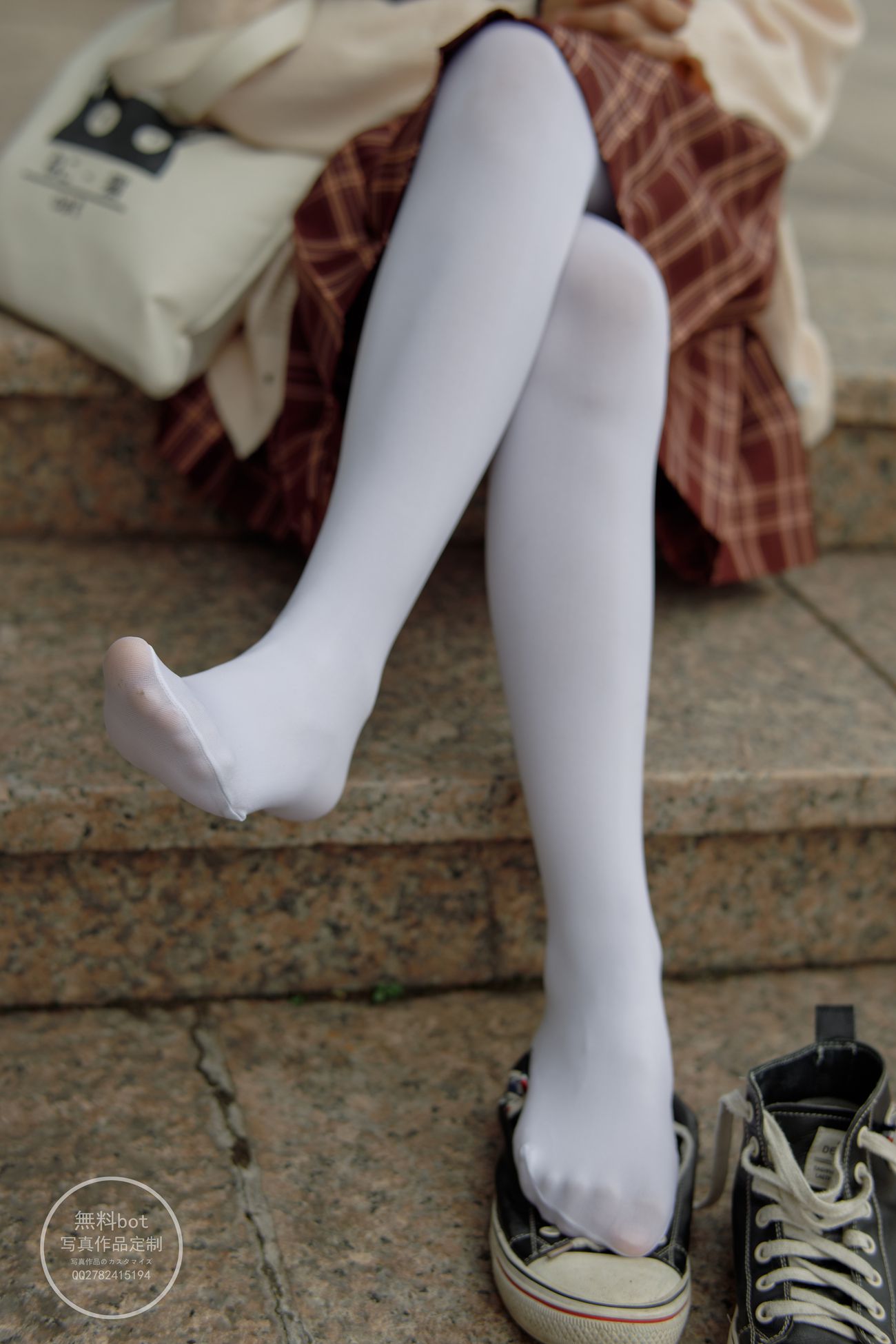 图片[28]-森萝财团写真 有料 NO.006 依依 户外白丝JK制服[90P] – 速更版-美库