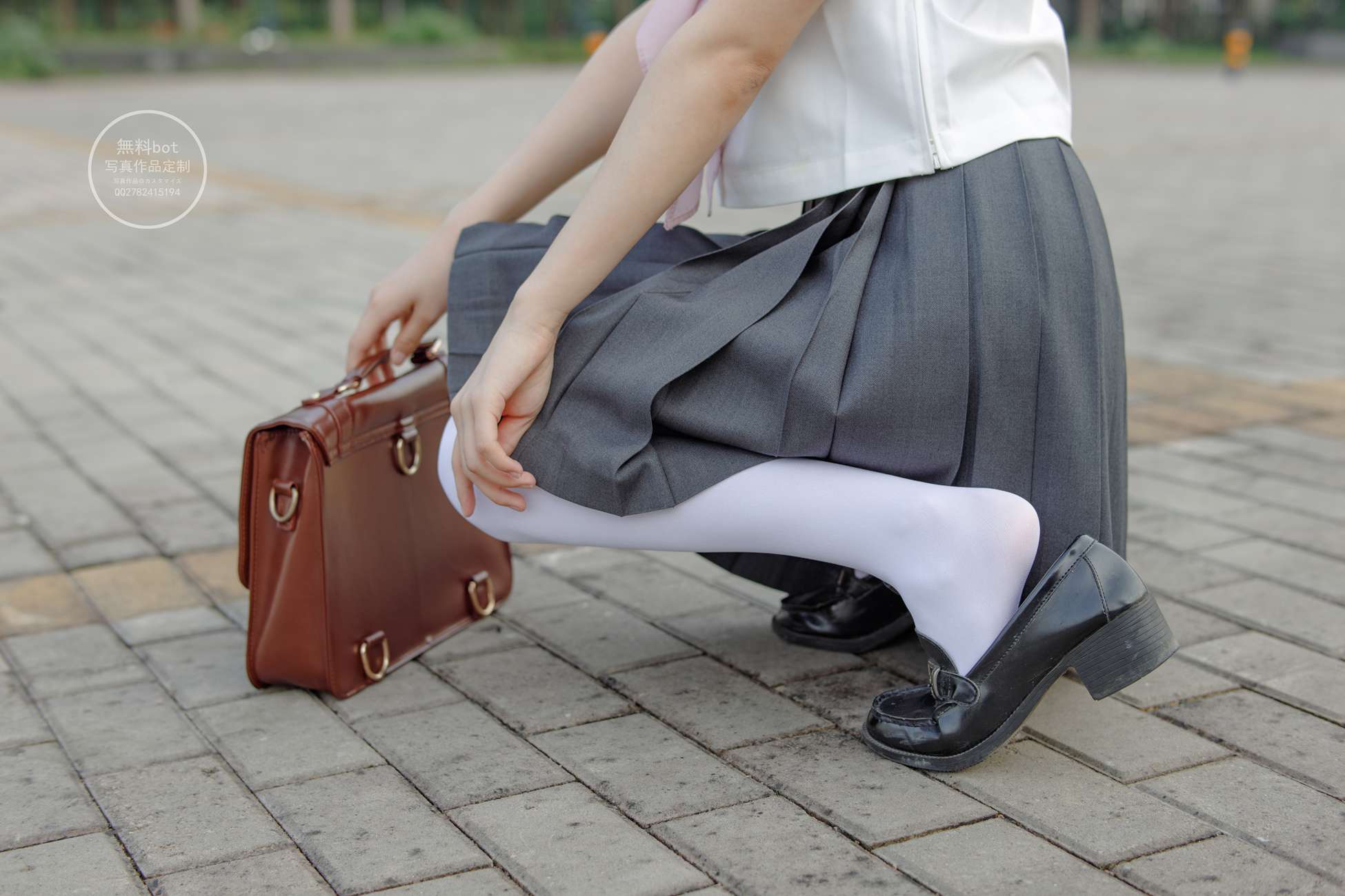 图片[33]-森萝财团写真 有料 NO.006 依依 户外白丝JK制服[90P] – 速更版-美库