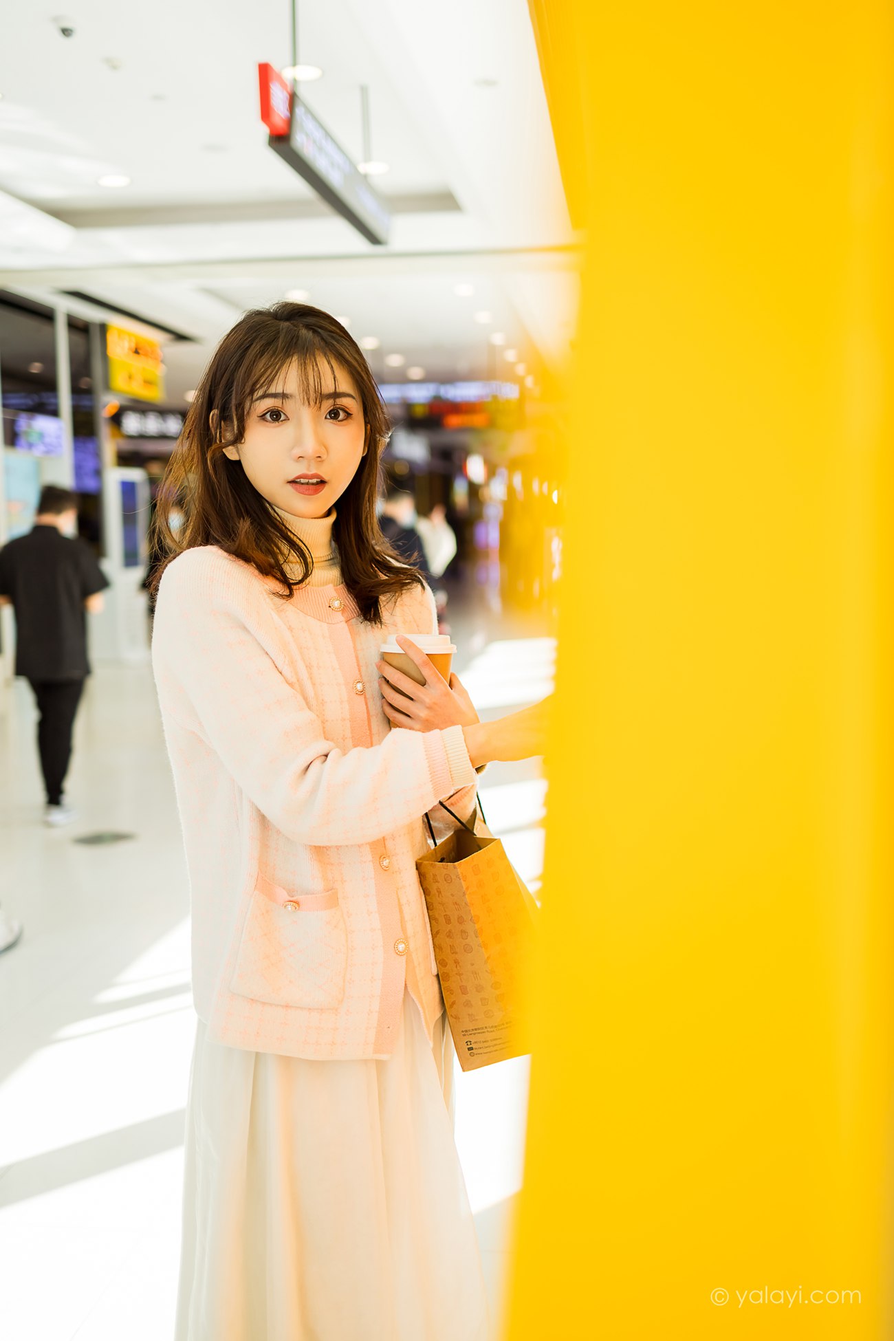 图片[22]-[YALAYI雅拉伊]2021.01.11 NO.750 果果《甜蜜约会》[47P] – 速更版-美库