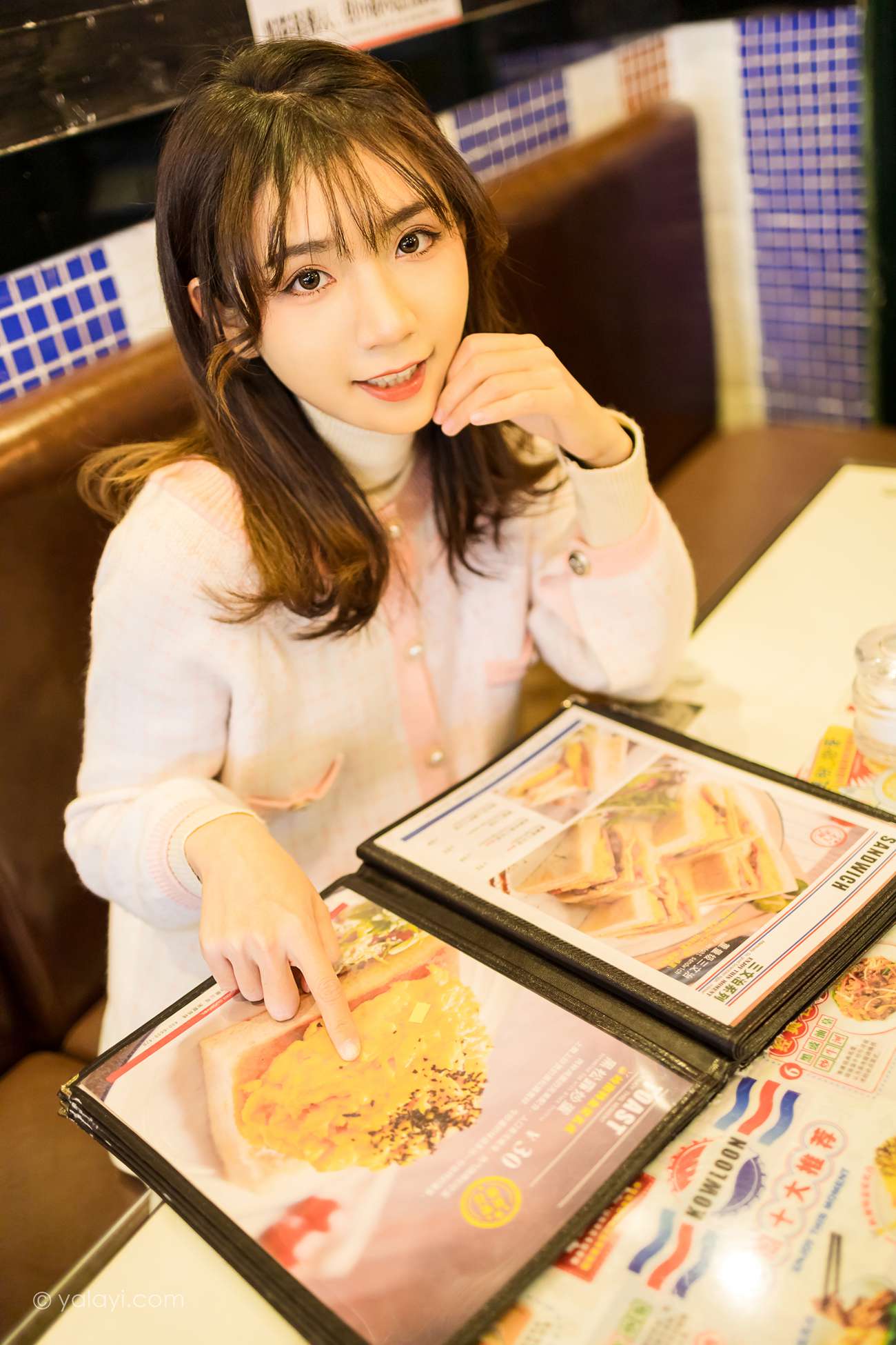 图片[41]-[YALAYI雅拉伊]2021.01.11 NO.750 果果《甜蜜约会》[47P] – 速更版-美库