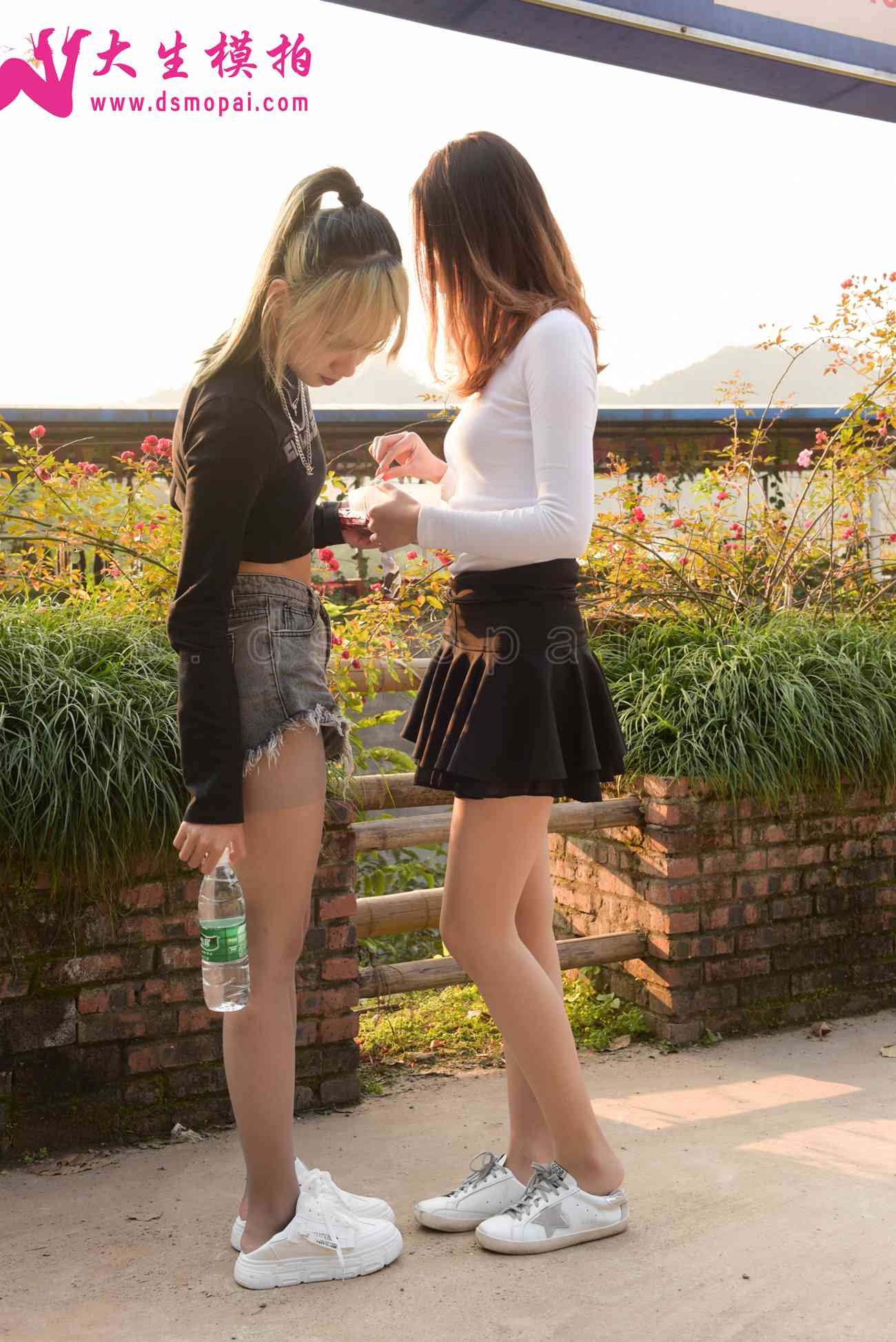 图片[60]-大生模拍 NO.216双人爬山[84P] – 速更版-美库