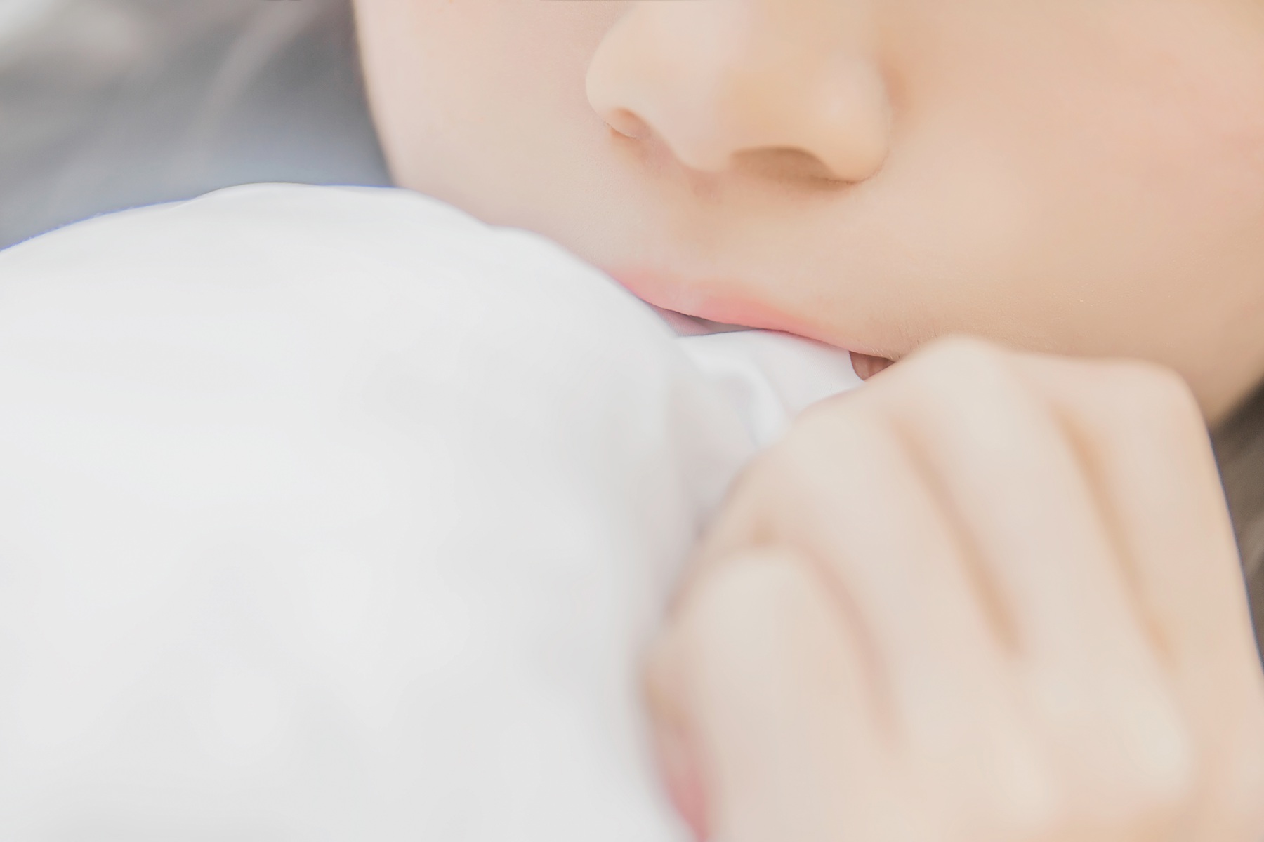 图片[10]-桜桃喵 白衬衫散发 [49P] – 速更版-美库