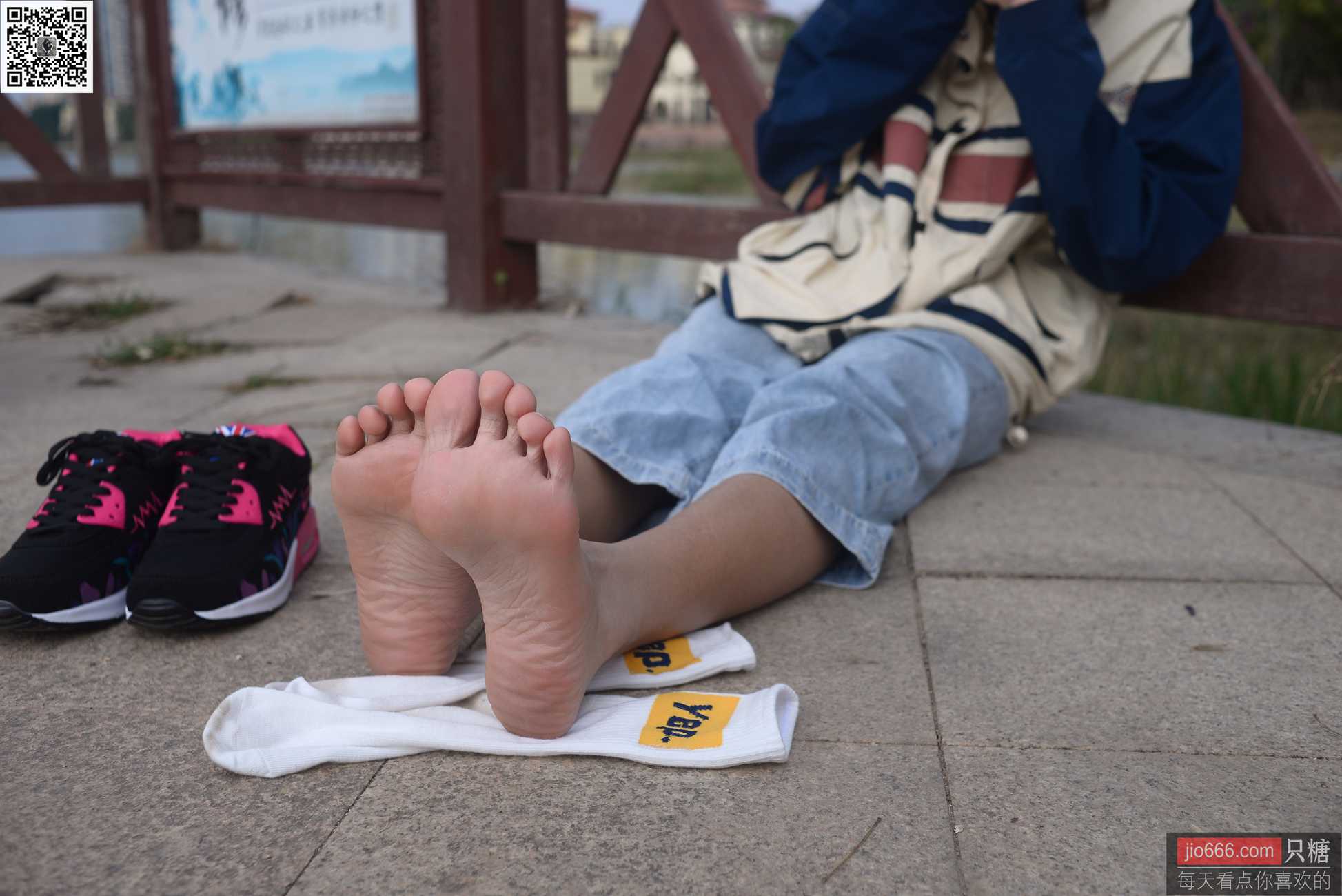 图片[153]-[只糖棉袜]NO.157 彤彤 眼里是阳光[204P] – 速更版-美库