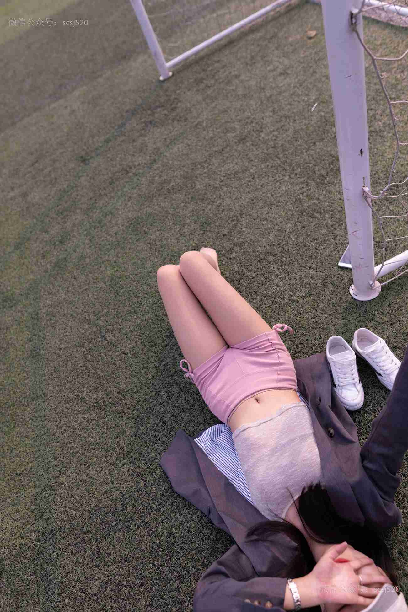 图片[20]-[LSS山茶摄影]NO.255 丝袜穿搭98[80P] – 速更版-美库