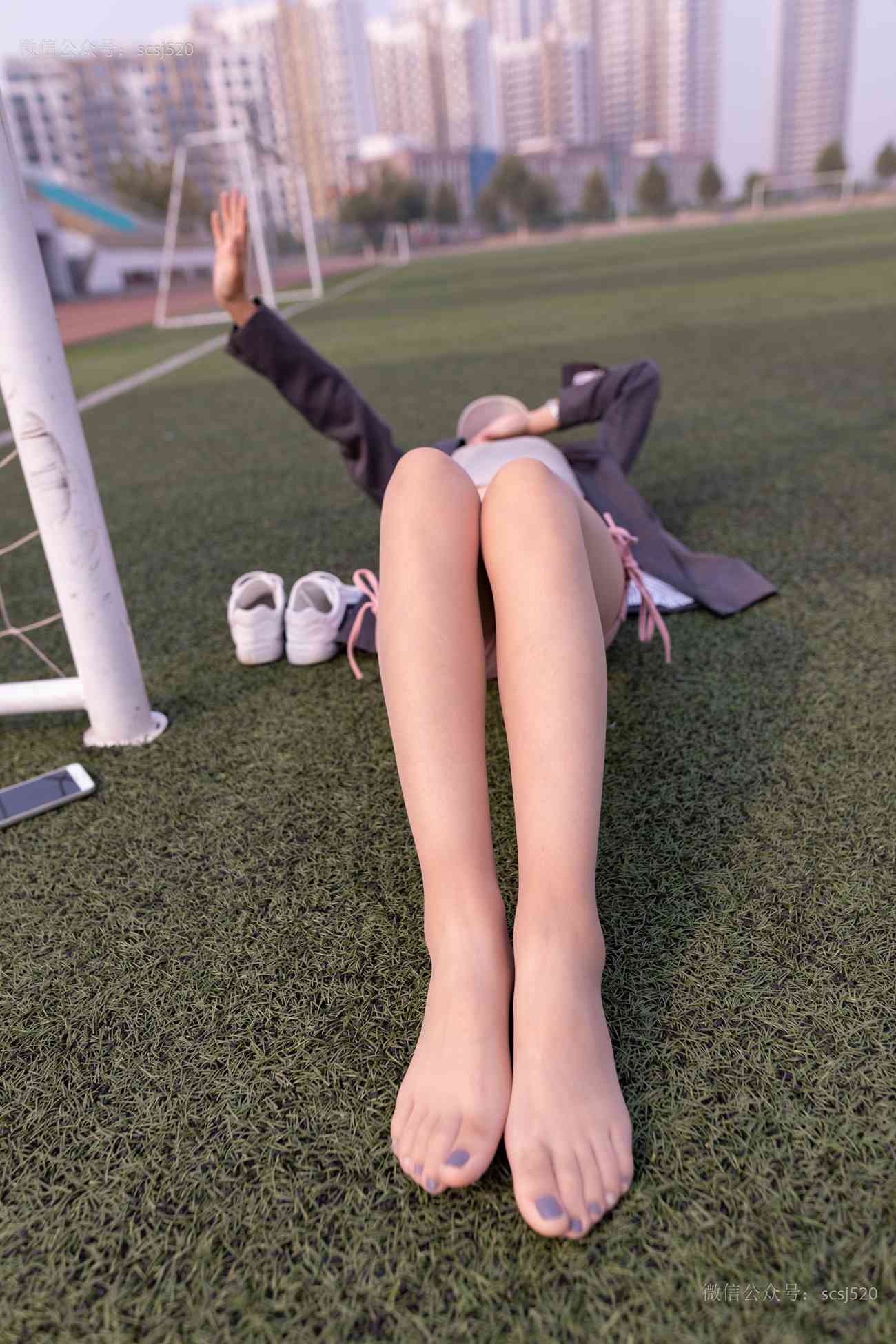 图片[23]-[LSS山茶摄影]NO.255 丝袜穿搭98[80P] – 速更版-美库