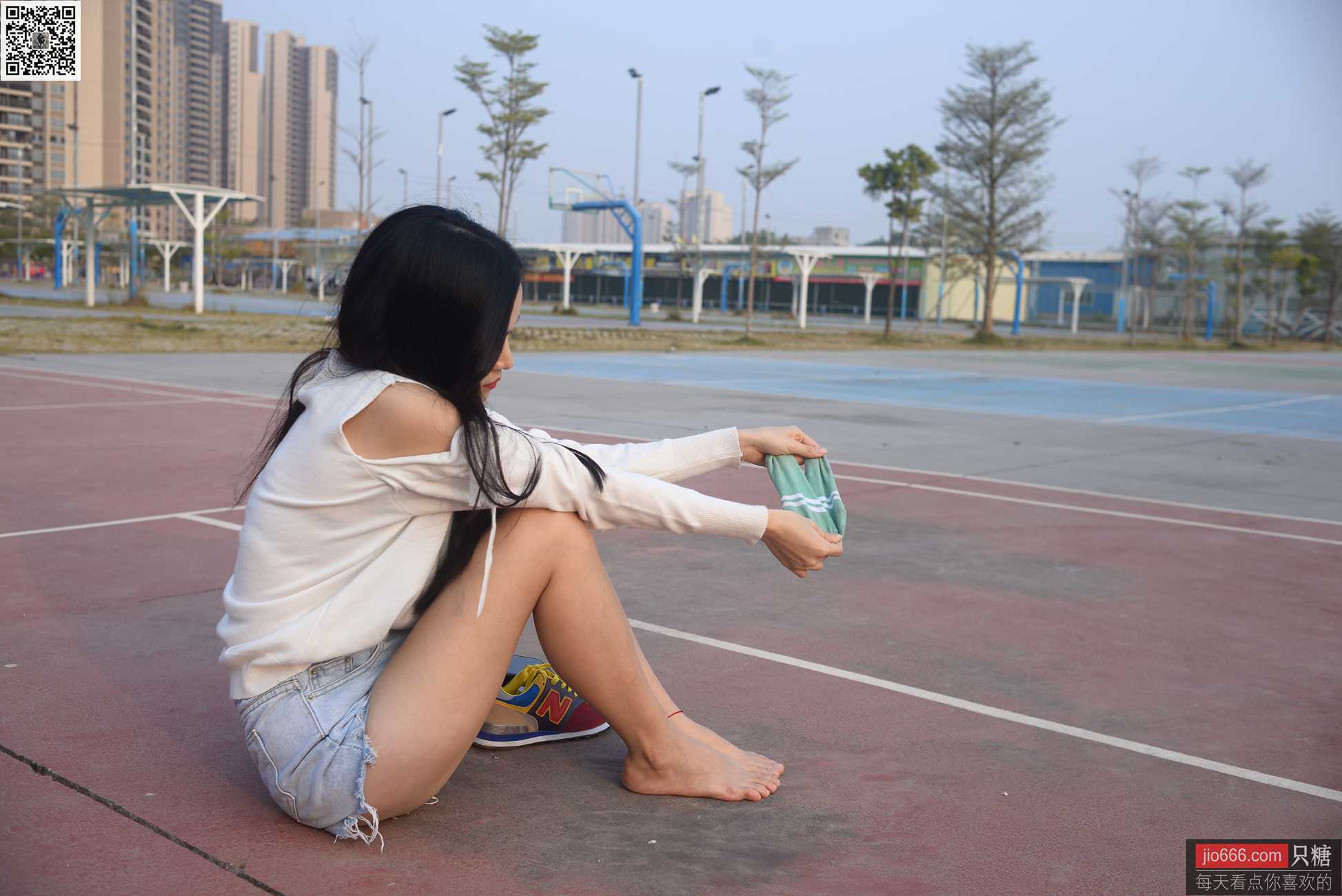 图片[152]-[只糖棉袜]NO.161 文文 我等你一个冬天[209P] – 速更版-美库