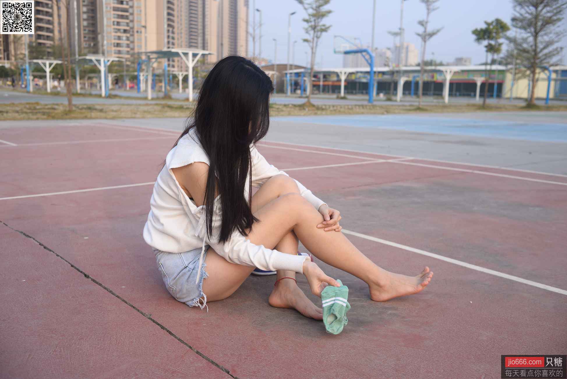 图片[157]-[只糖棉袜]NO.161 文文 我等你一个冬天[209P] – 速更版-美库