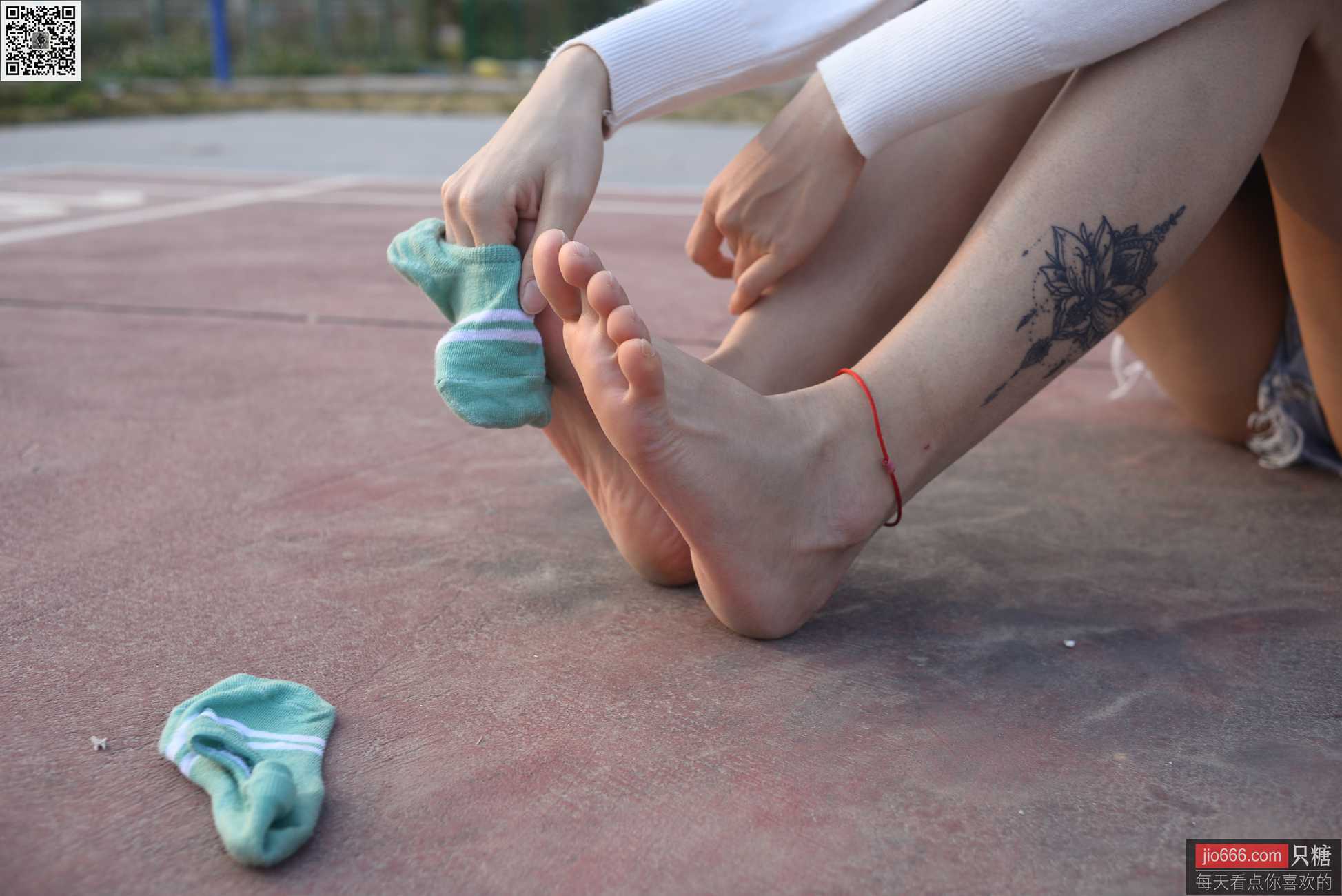 图片[179]-[只糖棉袜]NO.161 文文 我等你一个冬天[209P] – 速更版-美库