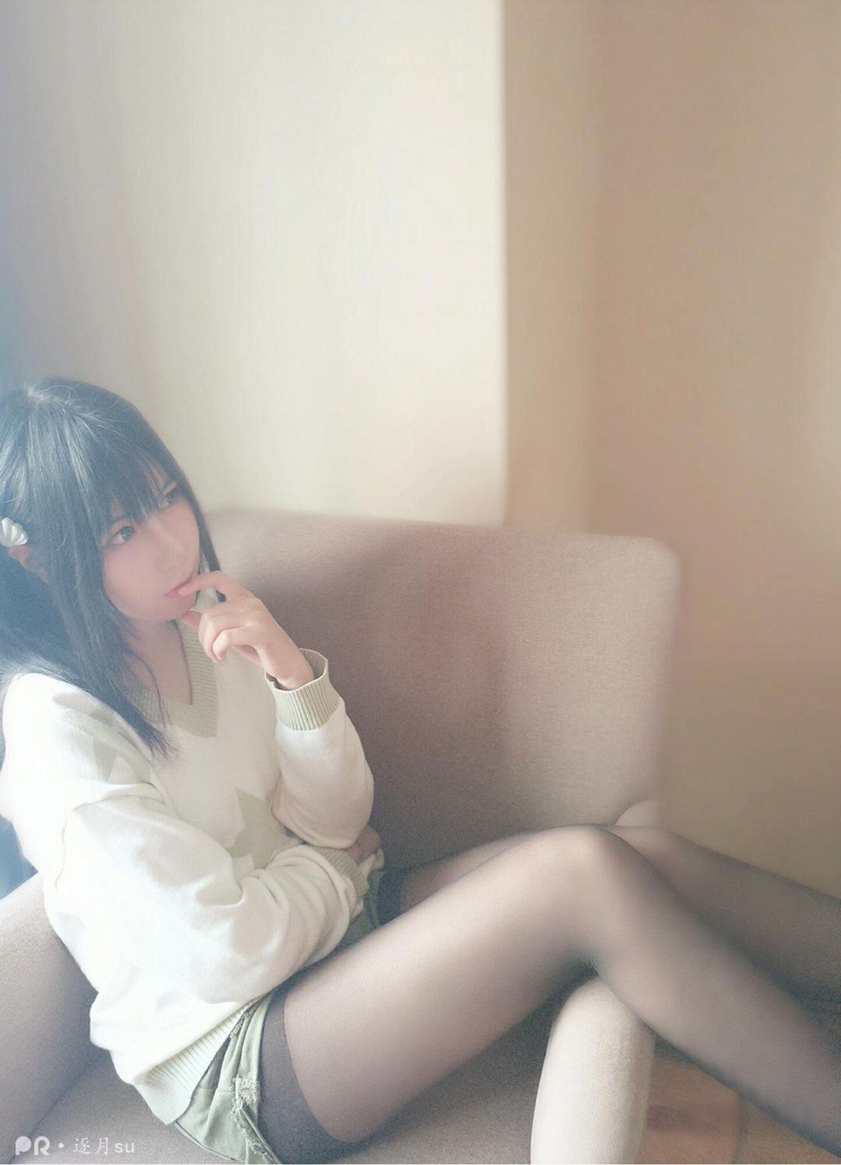 图片[13]-逐月su – 听撕丝袜的声音还真是爽 [23P] – 速更版-美库