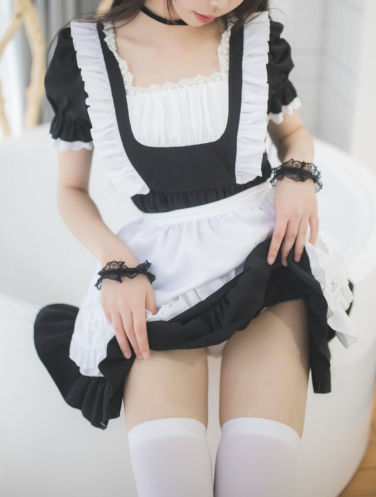 图片[28]-Cos小姐姐雪琪 白丝女仆普通版 [30P] – 速更版-美库