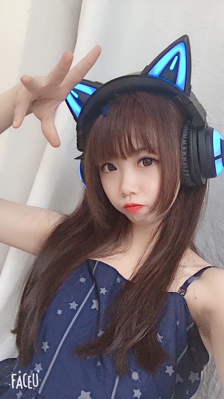 图片[10]-Cos小姐姐雪琪 自拍足控 [15P] – 速更版-美库