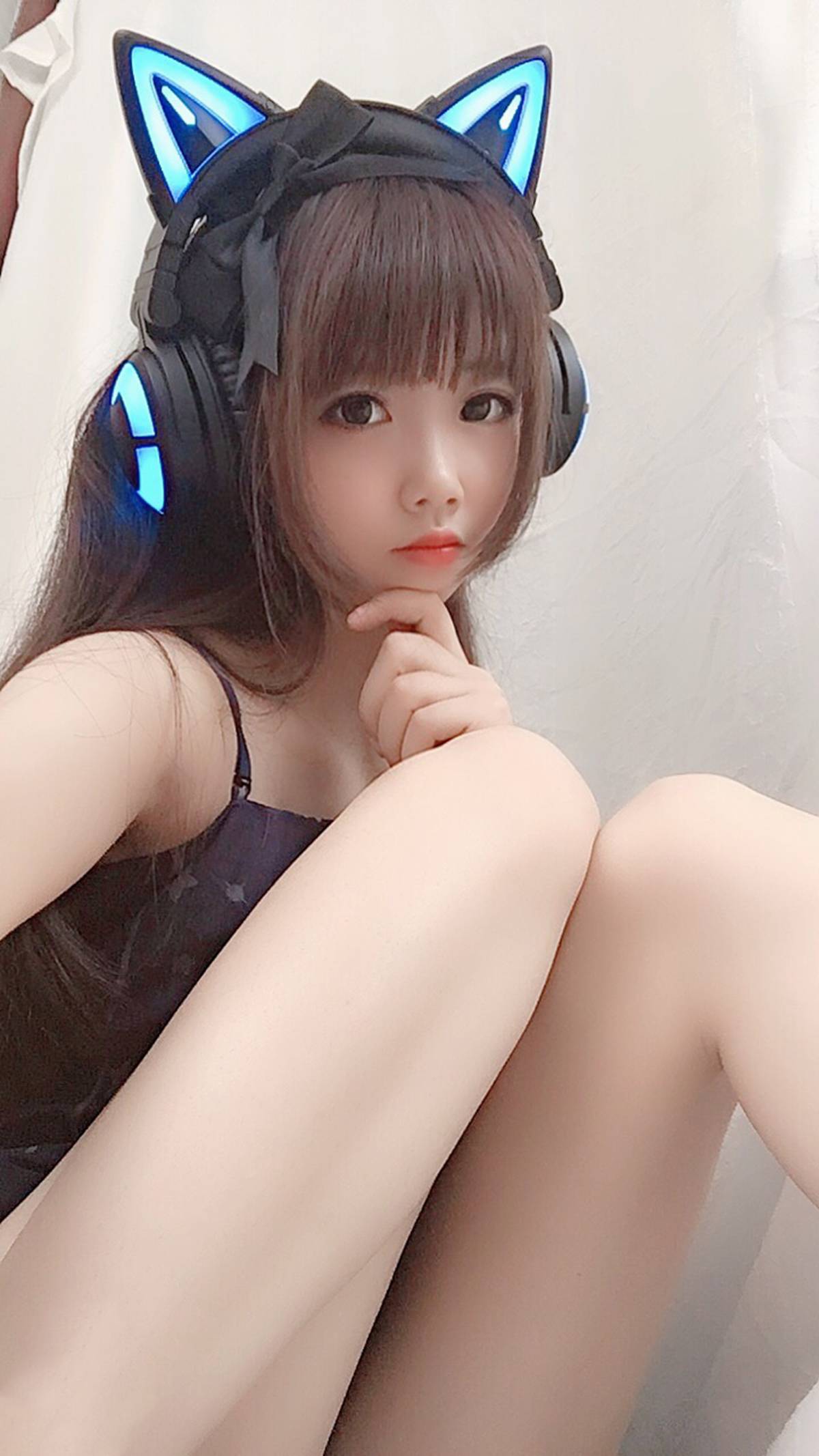 图片[21]-Cos小姐姐雪琪 自拍足控 [15P] – 速更版-美库