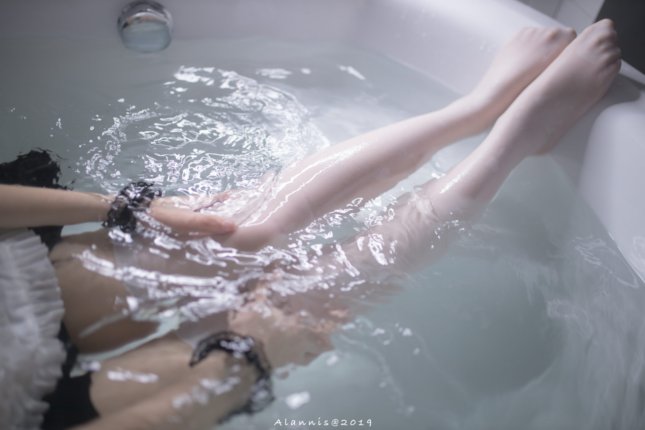 图片[14]-Cos小姐姐雪琪 女仆水下版 [29P] – 速更版-美库