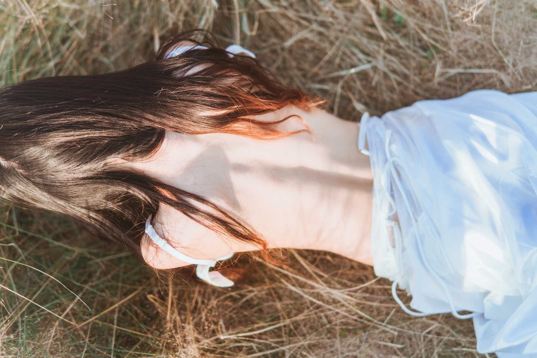 图片[19]-桜桃喵 冬眠 麦田白裙下 [45P] – 速更版-美库