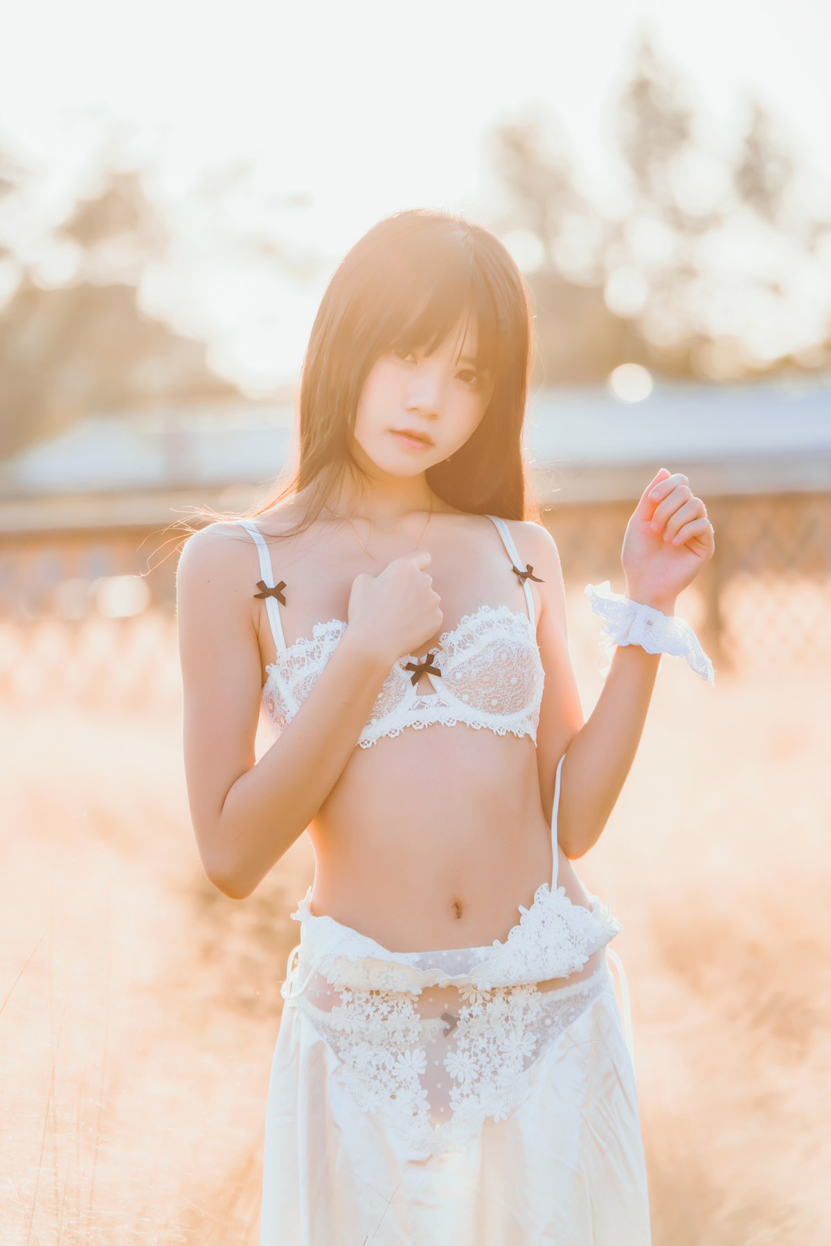 图片[20]-桜桃喵 冬眠 麦田白裙下 [45P] – 速更版-美库