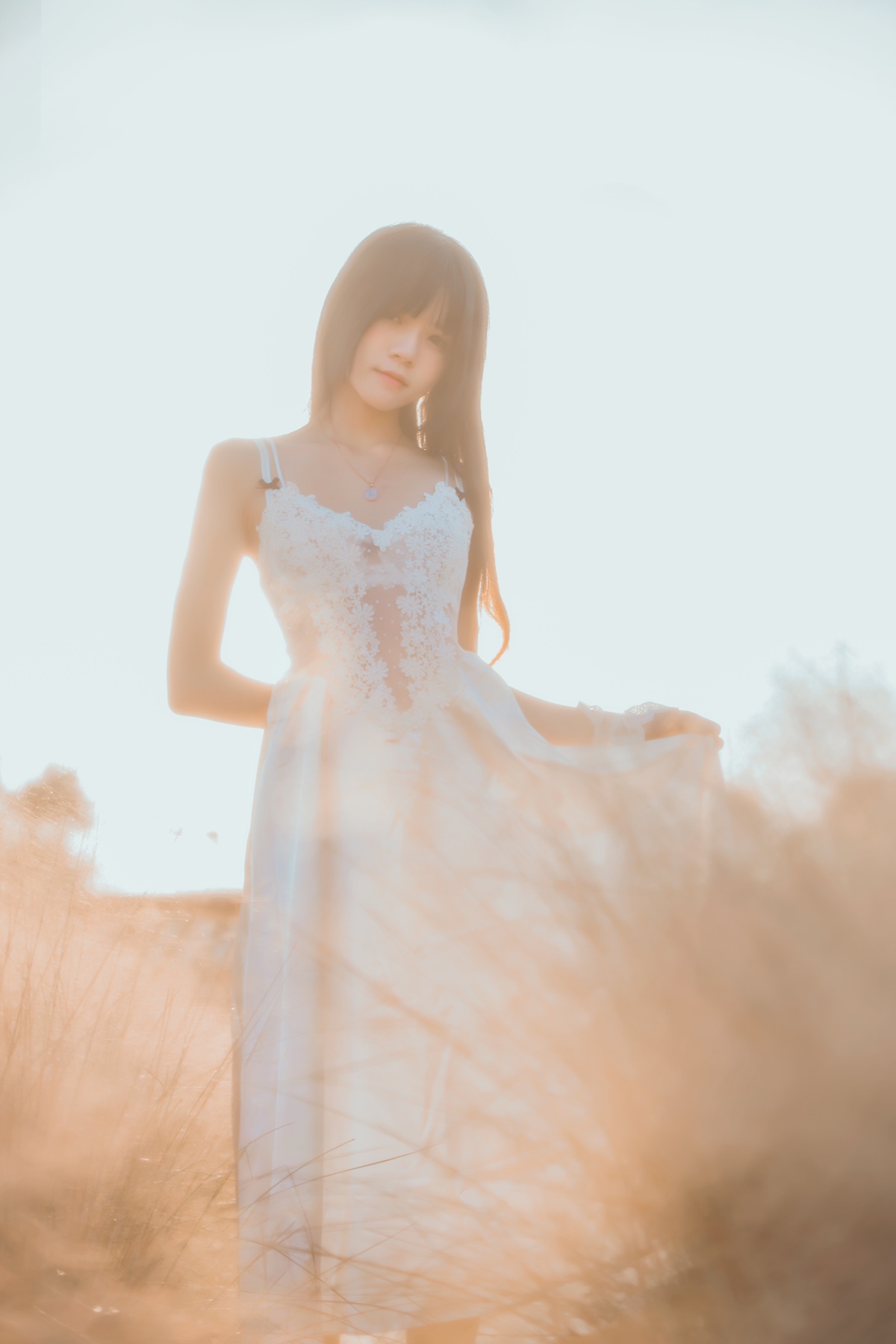 图片[25]-桜桃喵 冬眠 麦田白裙下 [45P] – 速更版-美库